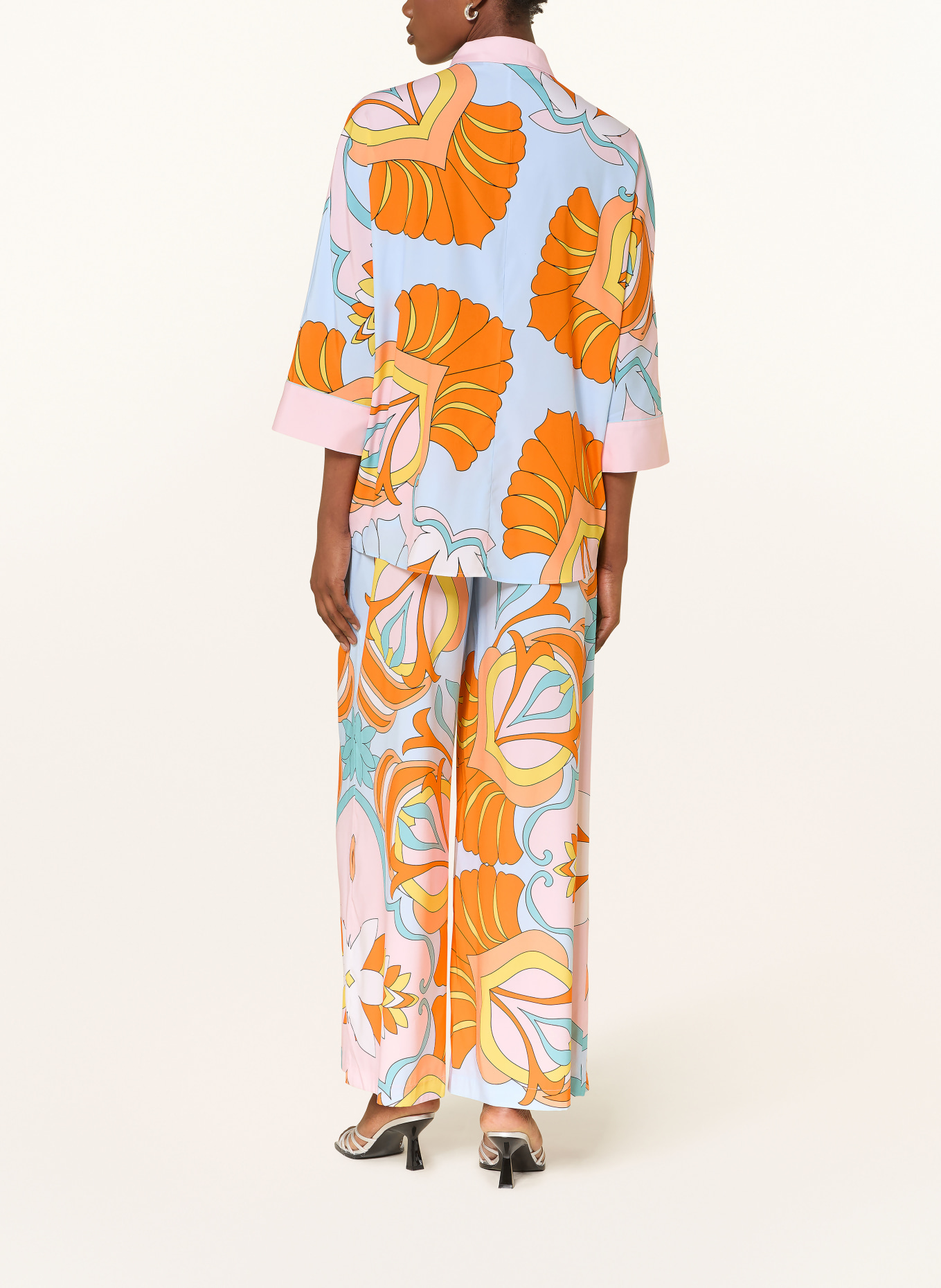 HERZENS Hemdbluse aus Seide mit 3/4-Arm: HELLBLAU / ORANGE / GELB