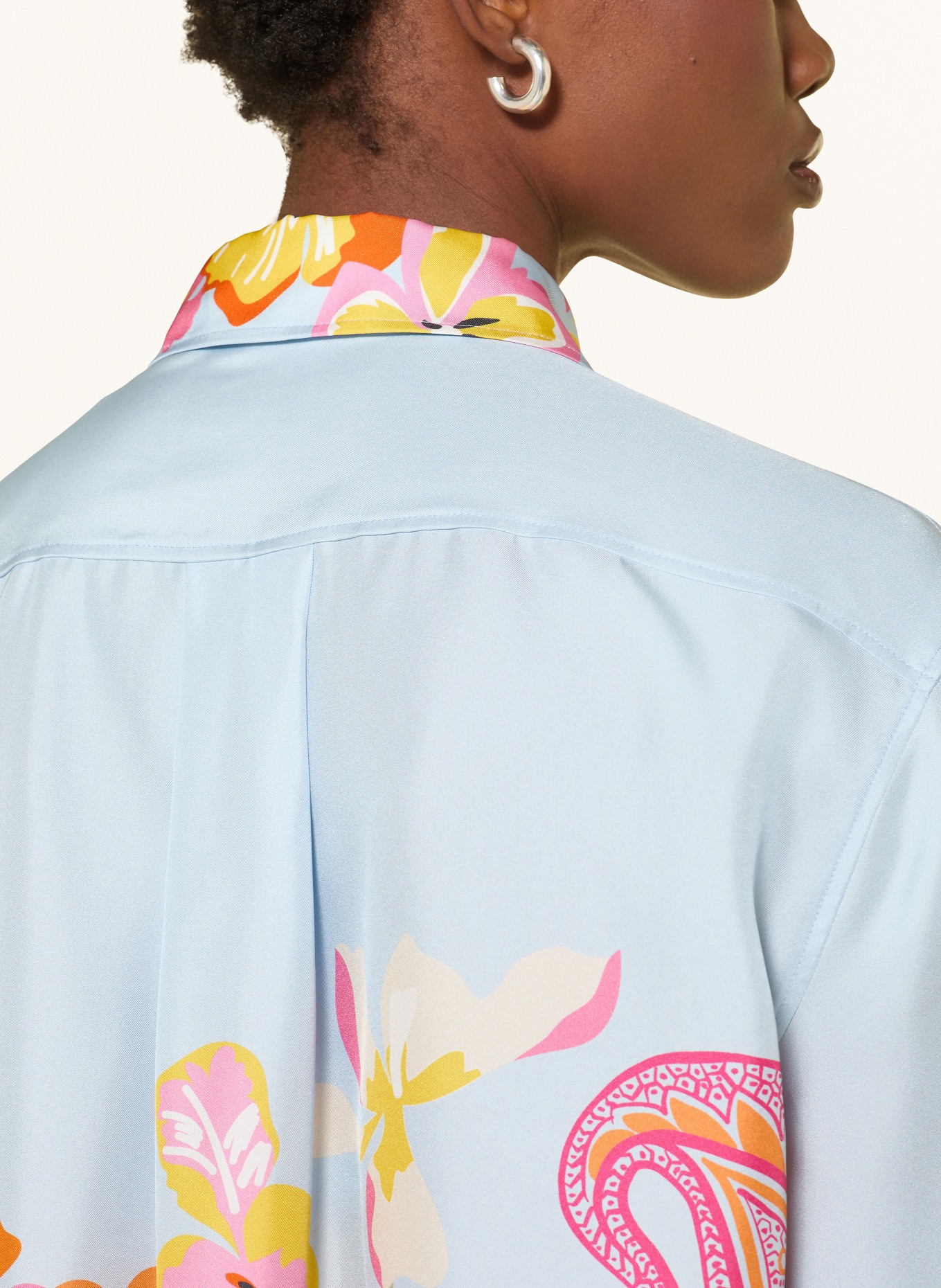 HERZENS Boy Knitted Regular Fit Crew Neck Long Sleeve T-Shirt: LIGHT BLUE / PINK / ORANGE