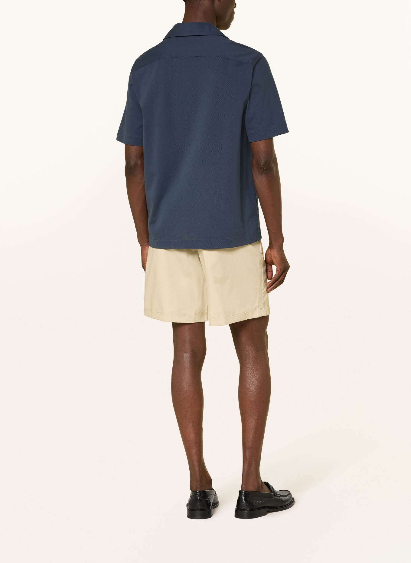 FRED PERRY Comfort Fit Resort Shirt: DARK BLUE