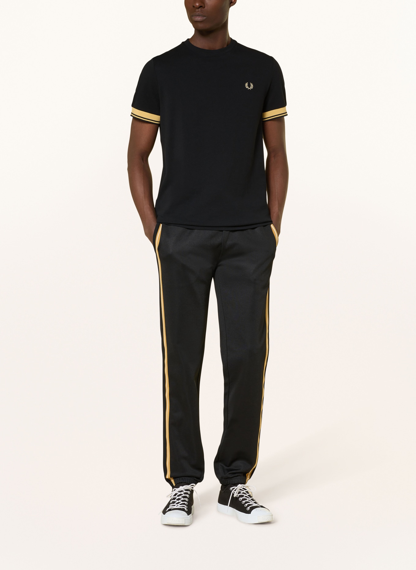 FRED PERRY koszulka: CZARNY / JASNOŻÓŁTY