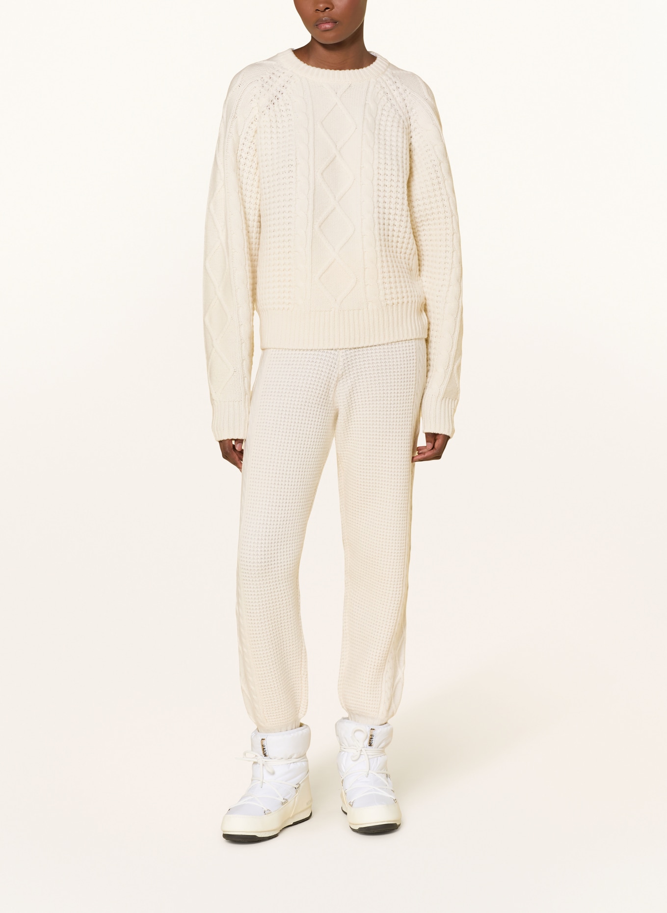 PERFECT MOMENT Pullover CRYSTAL: ECRU