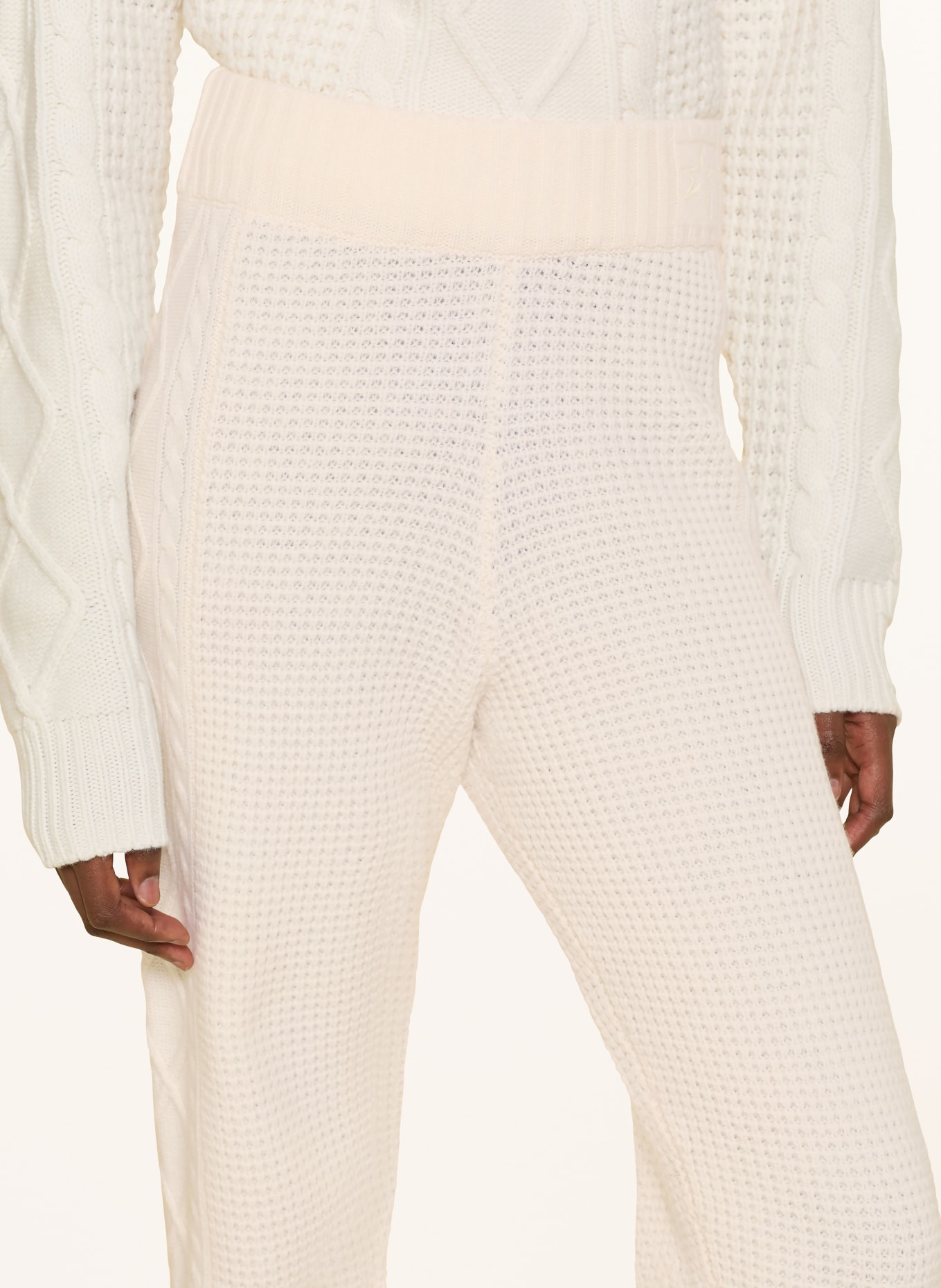 PERFECT MOMENT Spodnie z dzianiny CRYSTAL z wełny merynosowej: KREMOWY