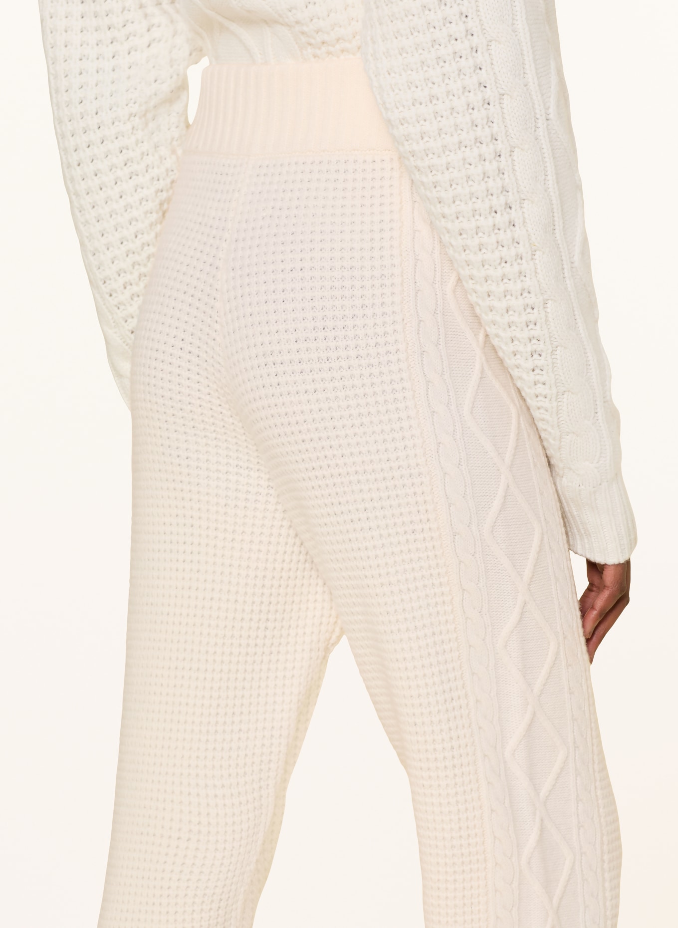 PERFECT MOMENT Spodnie z dzianiny CRYSTAL z wełny merynosowej: KREMOWY