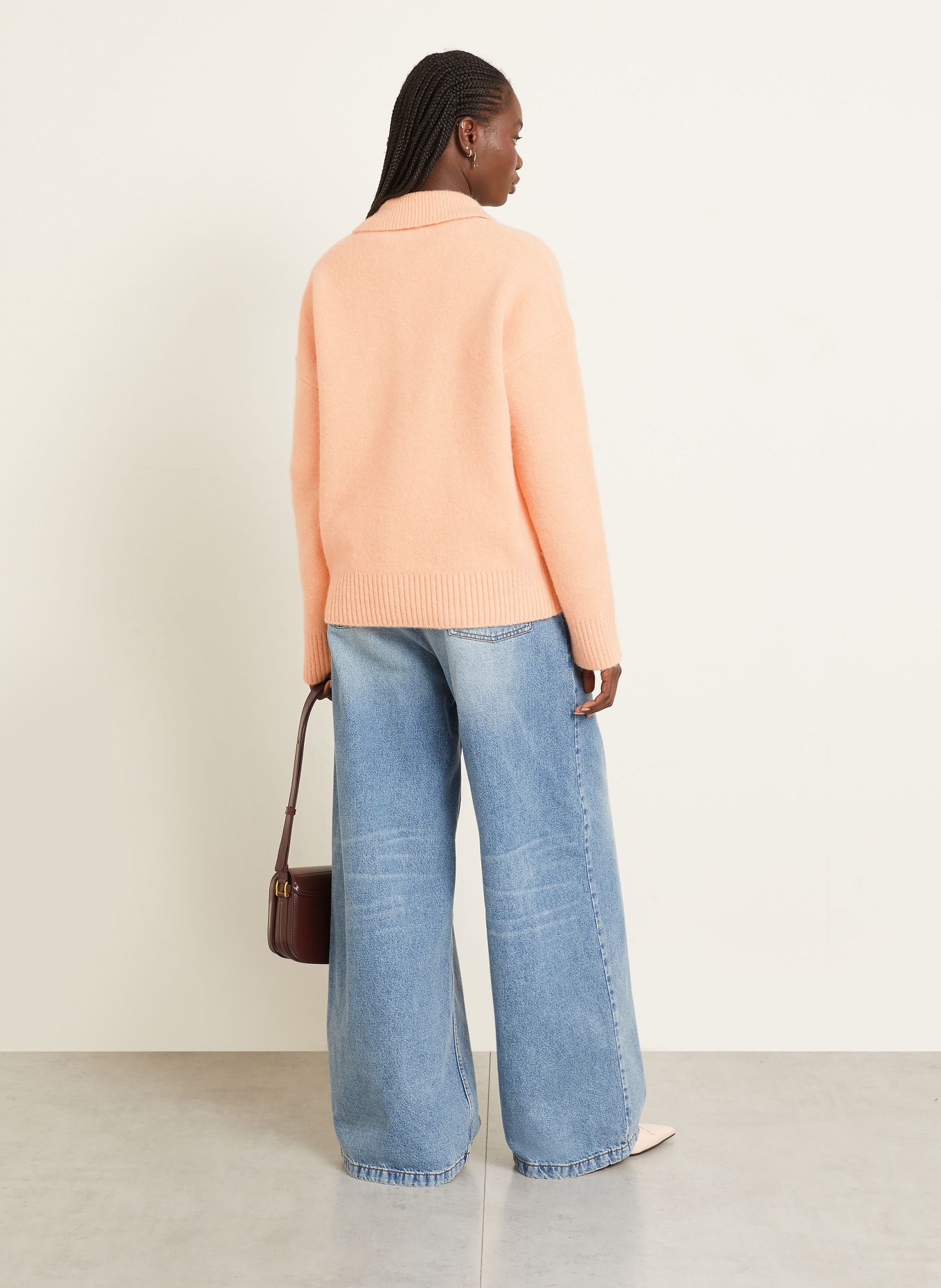 AMI PARIS Pullover mit Alpaka: LACHS / WEISS