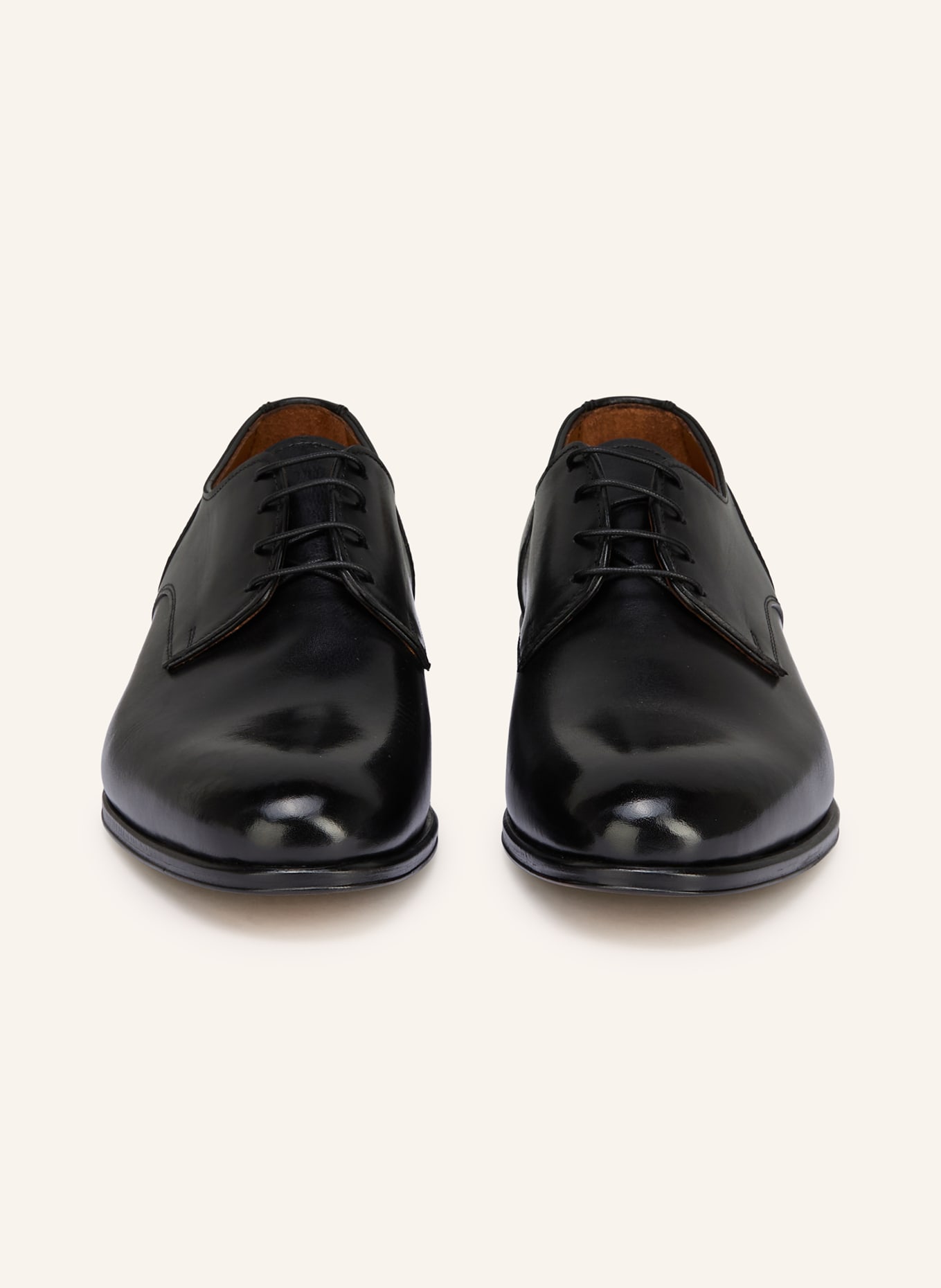 PAUL Schnürer: SCHWARZ