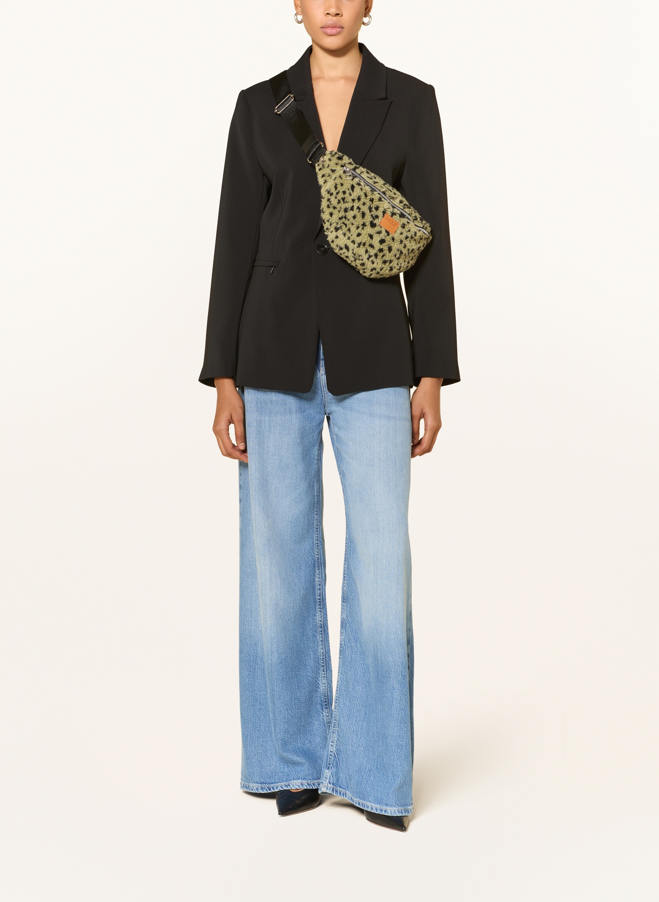 WOUF OLIVIA belt bag: LIGHT GREEN / BLACK