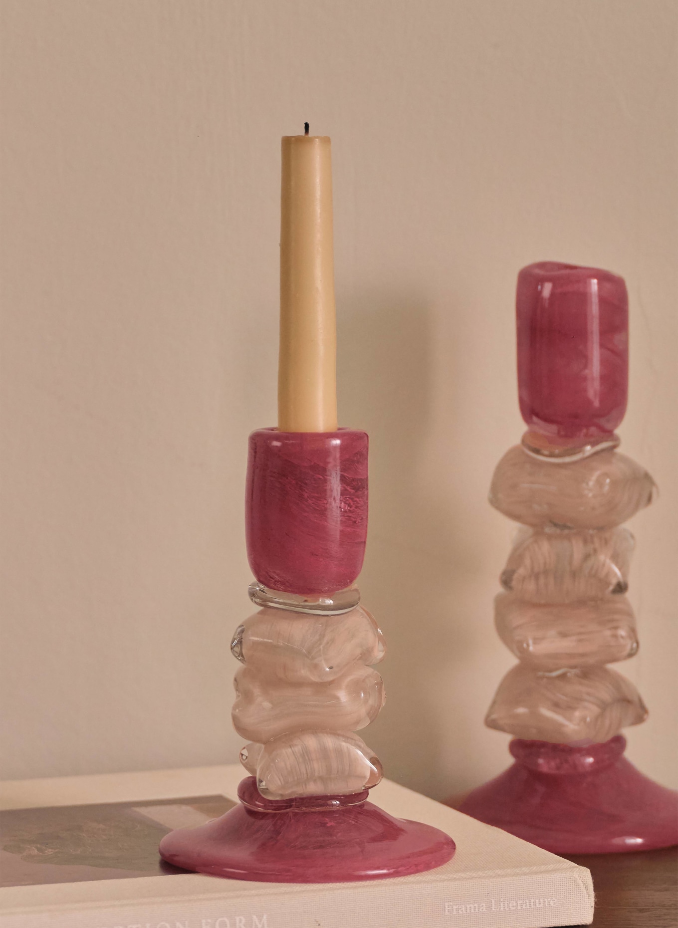 Jotex Svíčka LEIA: SVĚTLE RŮŽOVÁ / TMAVĚ ČERVENÁ