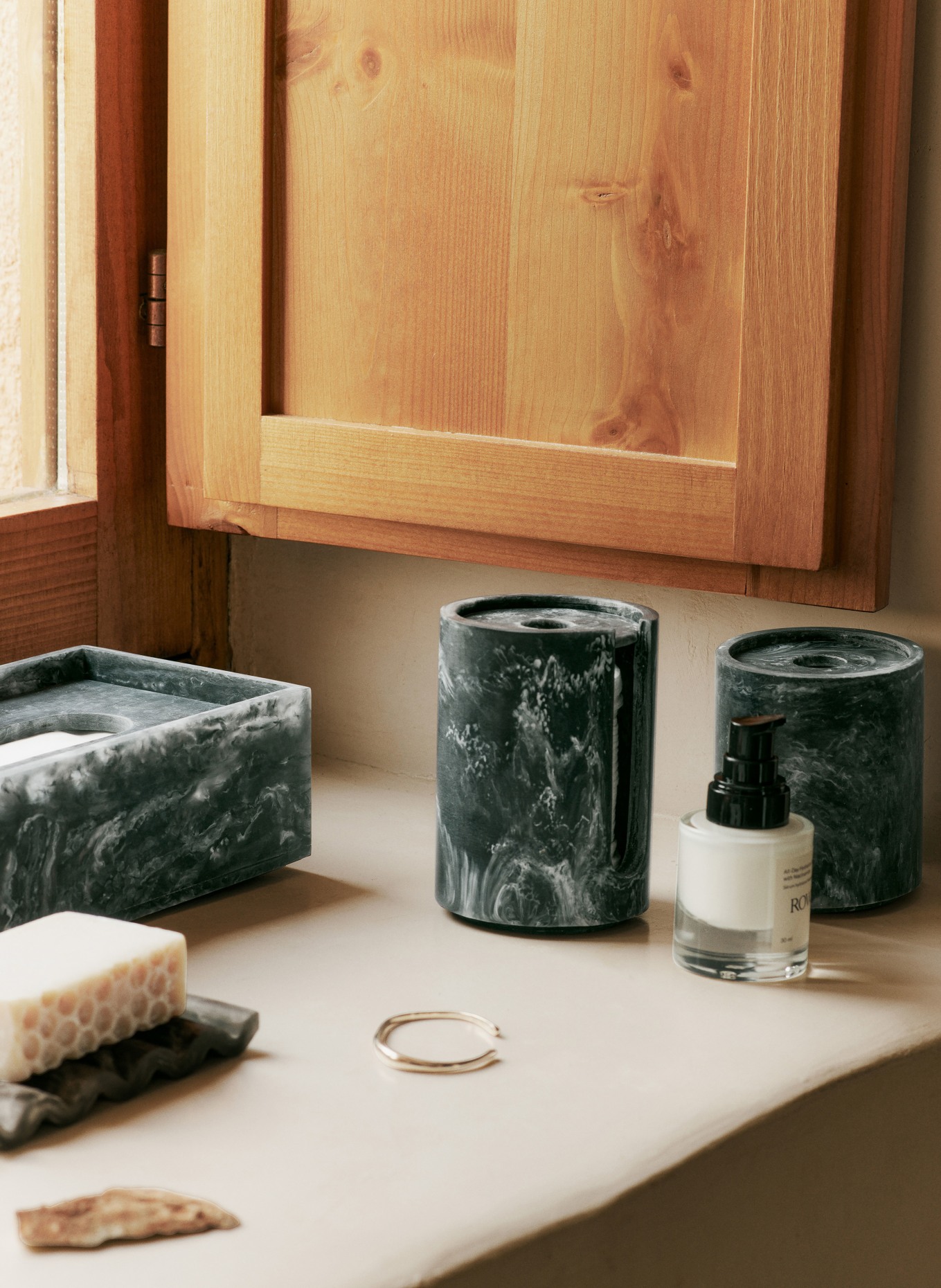 Ferm LIVING Aufbewahrungsbox MIST: DUNKELGRAU / HELLGRAU