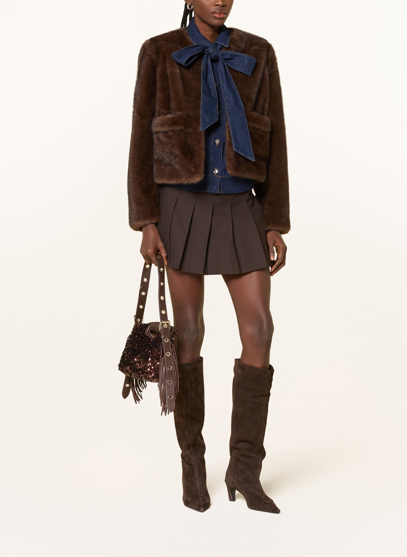 maje Handtasche mit Pailletten: DUNKELBRAUN