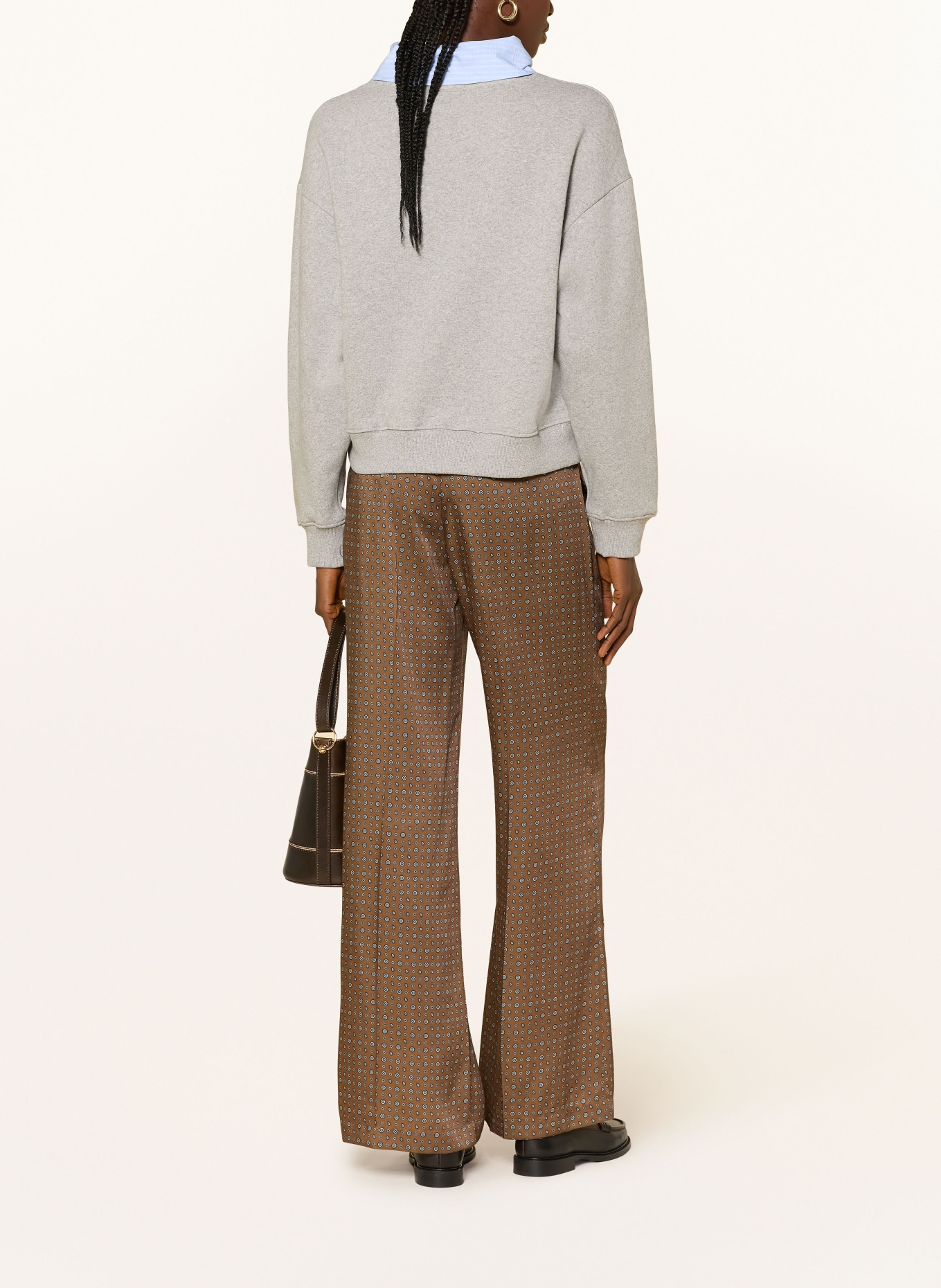 CLAUDIE PIERLOT Marlenehose aus Satin: BRAUN / BLAU / WEISS