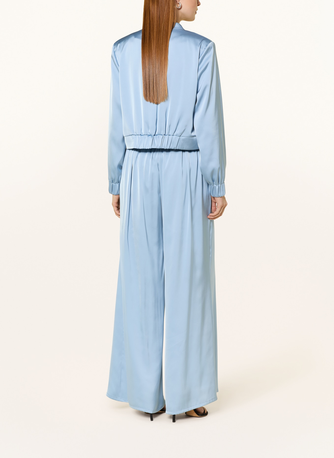 V by Vera Mont Satinbolero: HELLBLAU