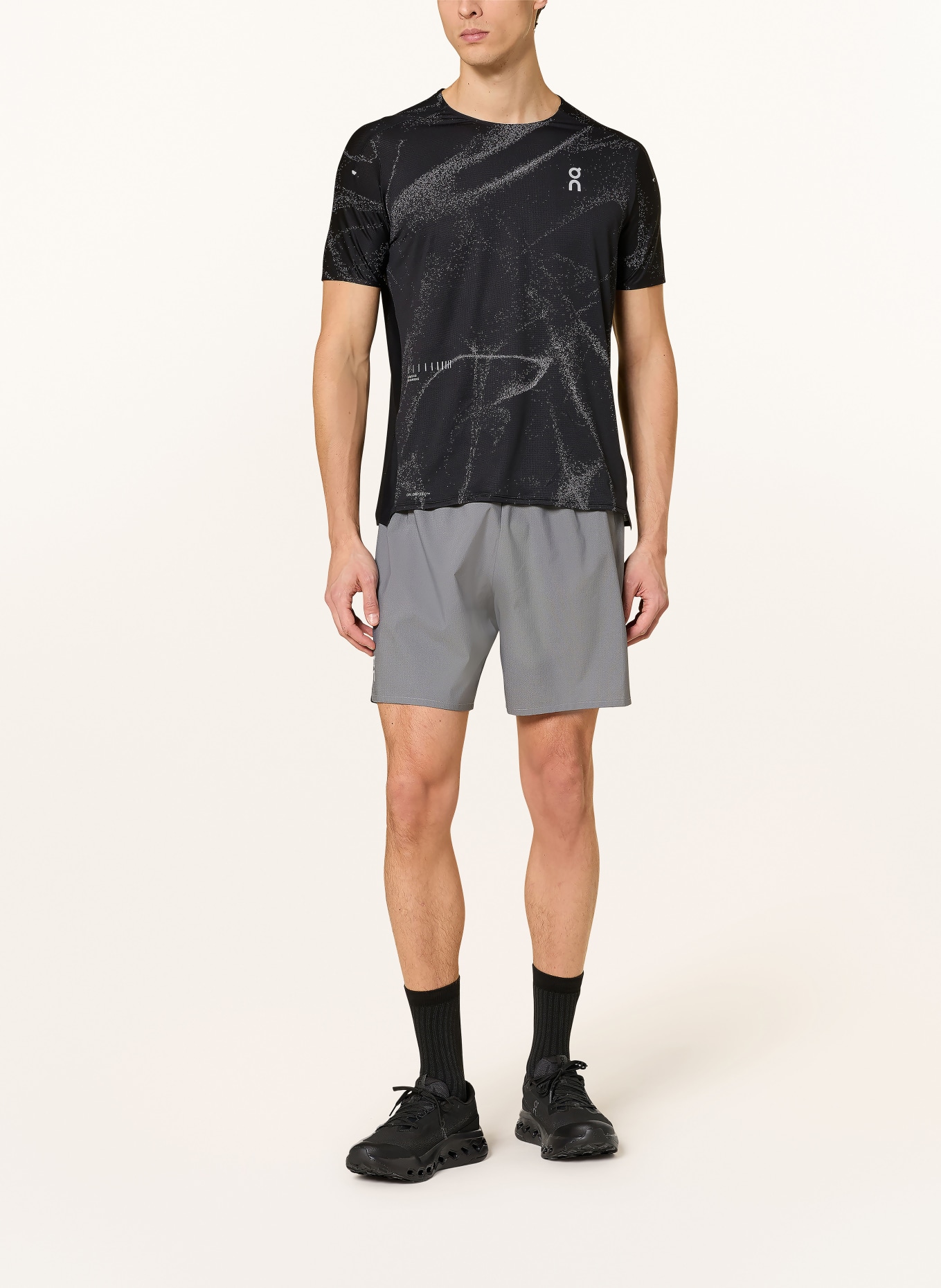 On Koszulka do biegania PERFORMANCE-T LUMOS: CZARNY