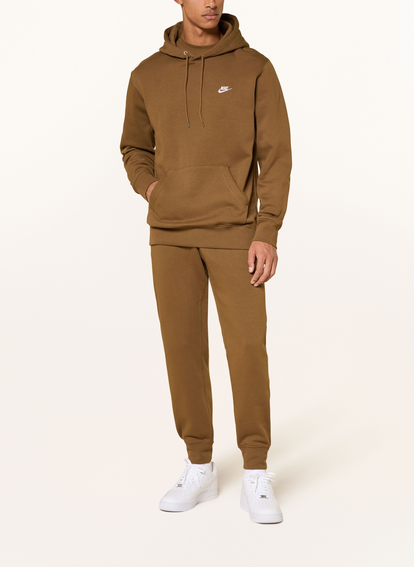 Nike Hoodie CLUB: BRAUN