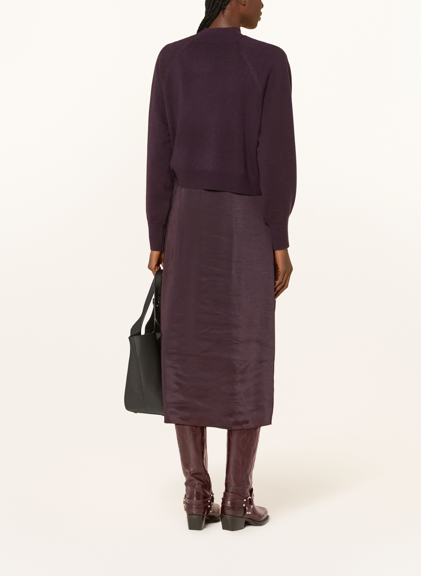 BOSS Set FLALINA: Pullover mit Cut-out und Satinkleid: DUNKELLILA