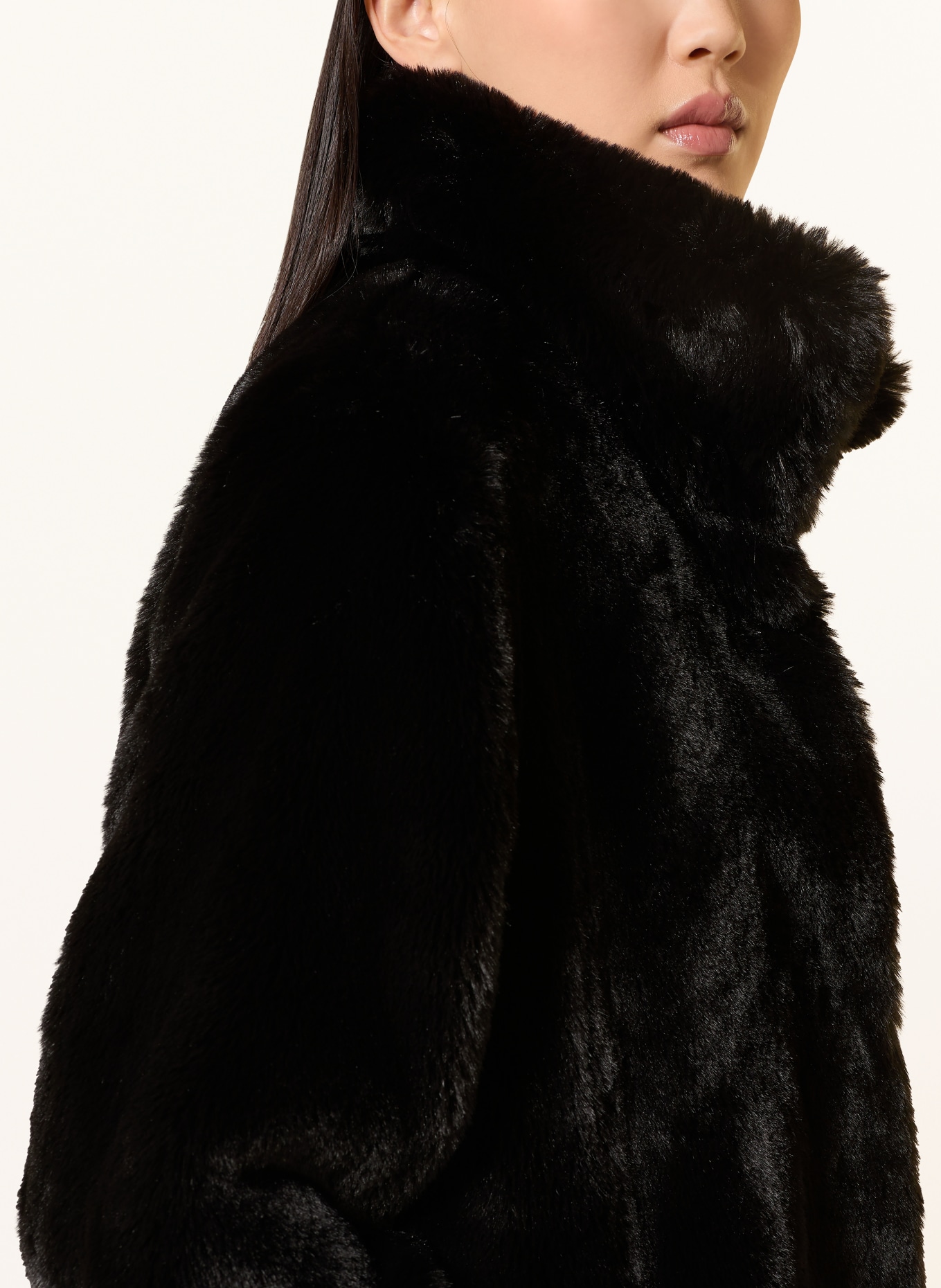 BOSS Kunstfell-Mantel CETEDIA: SCHWARZ