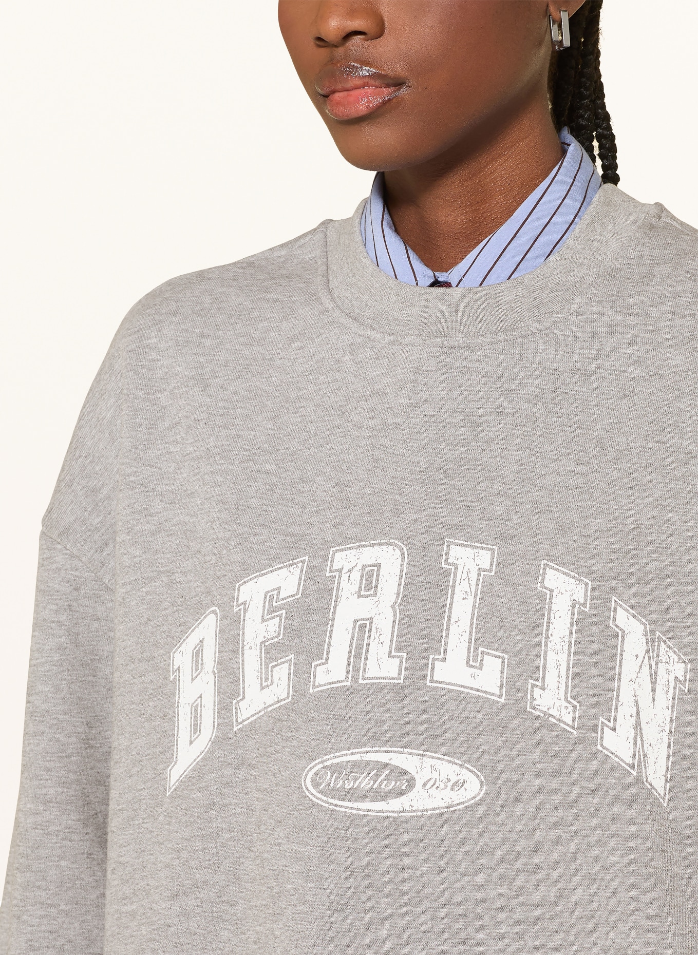 WRSTBHVR Oversized-Sweatshirt LOANA: GRAU