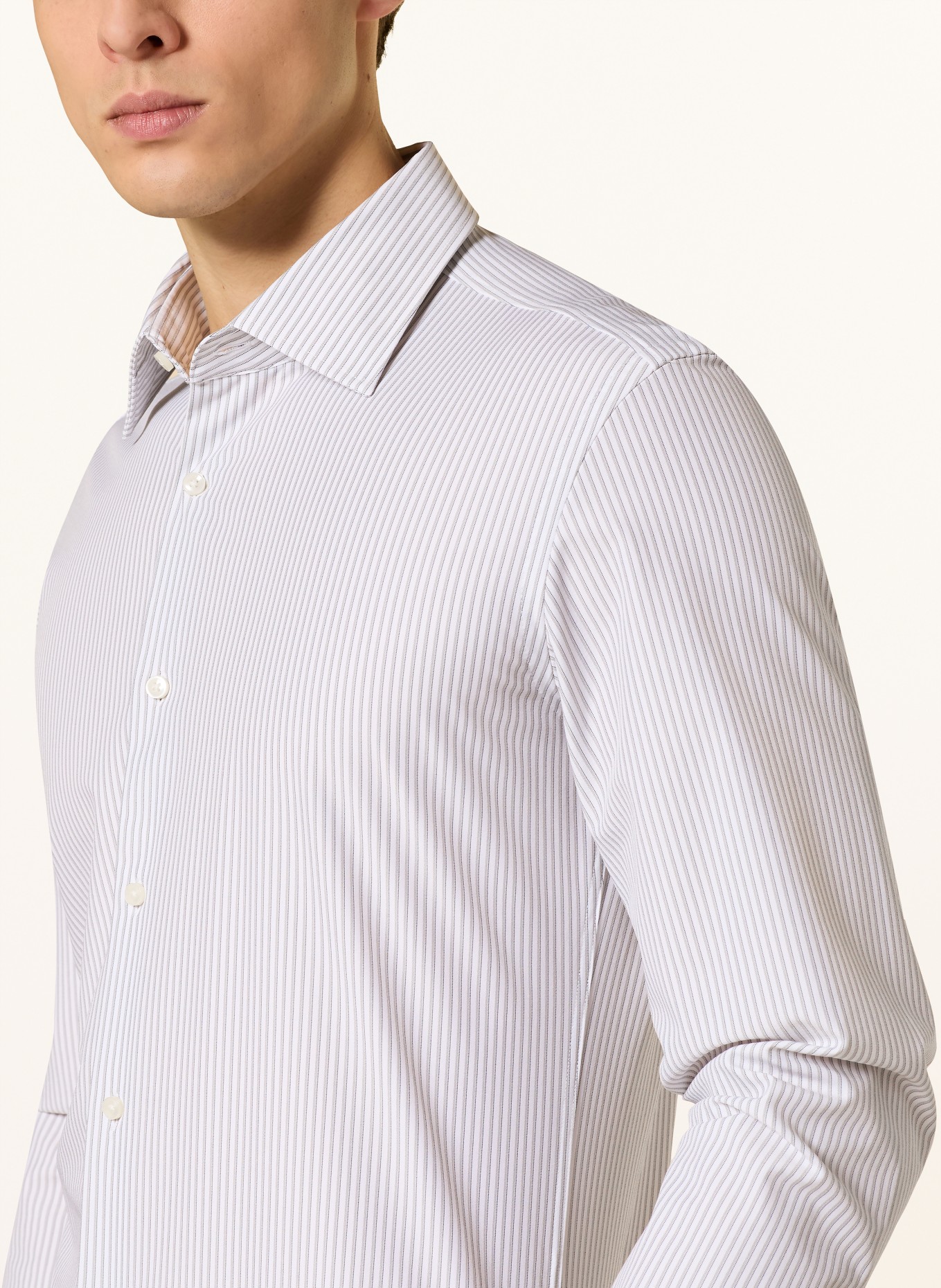 BOSS Hemd HANK Slim Fit: WEISS / DUNKELBRAUN