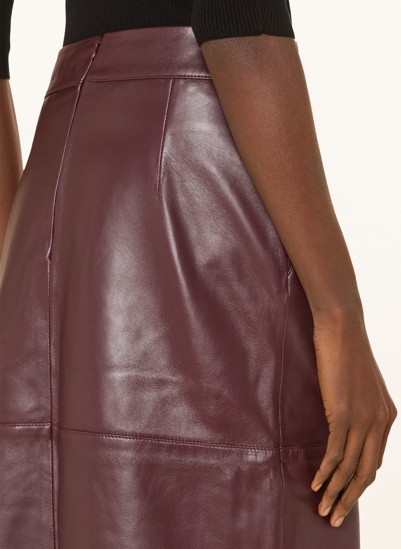 SLY 010 Lederrock VANJA: DUNKELROT