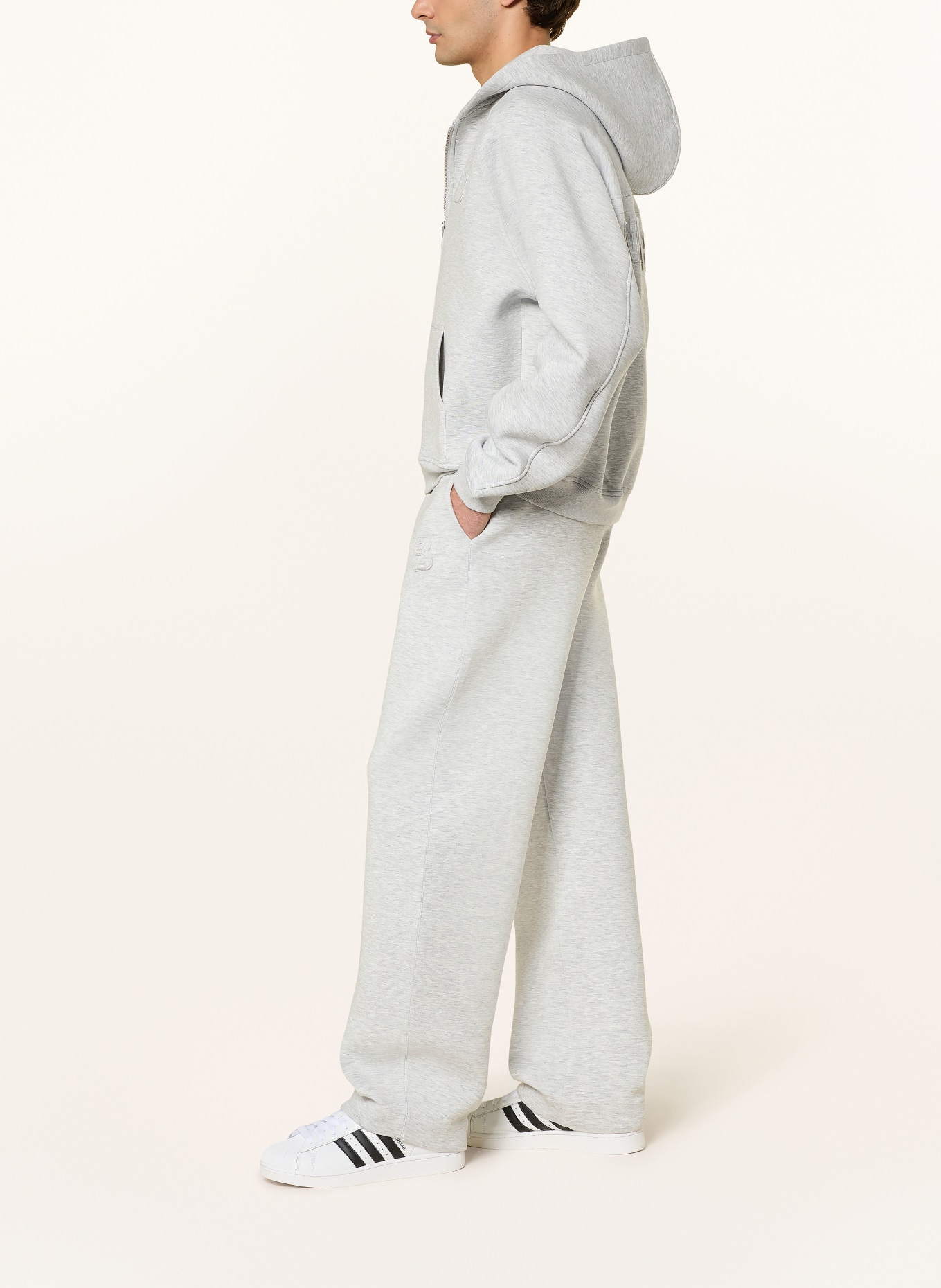 WRSTBHVR Sweatpants KIMON: HELLGRAU