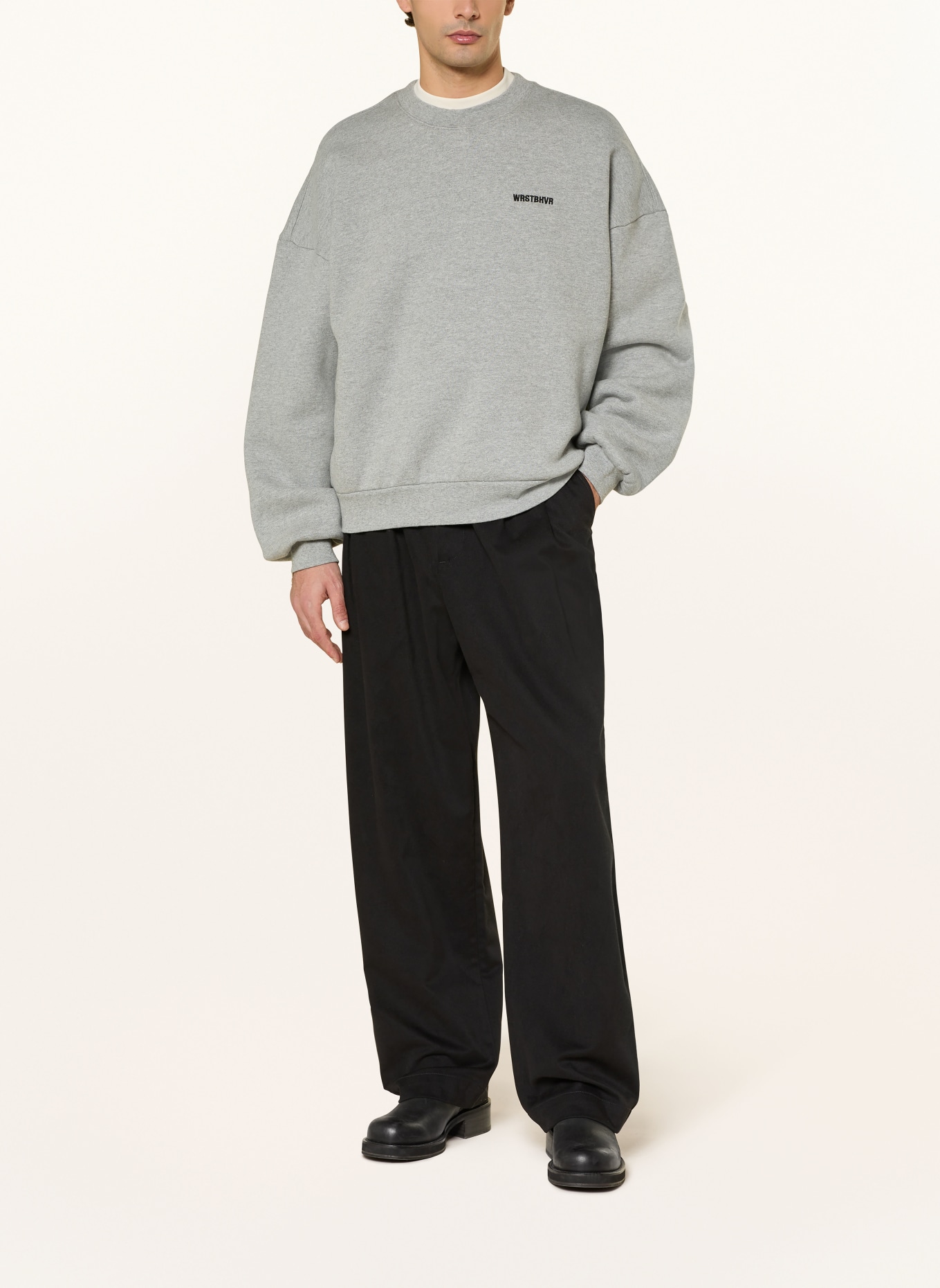 WRSTBHVR Sweatshirt NENI: GRAU