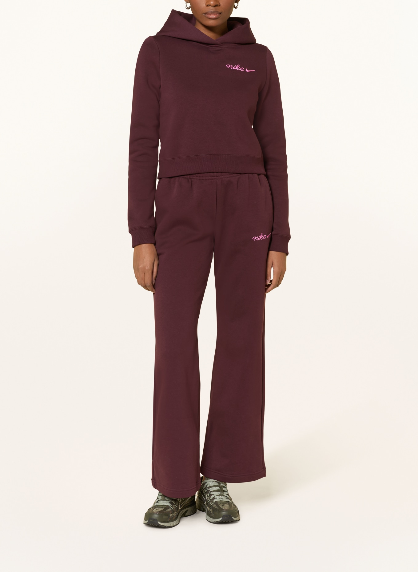 Nike Hoodie: DUNKELROT