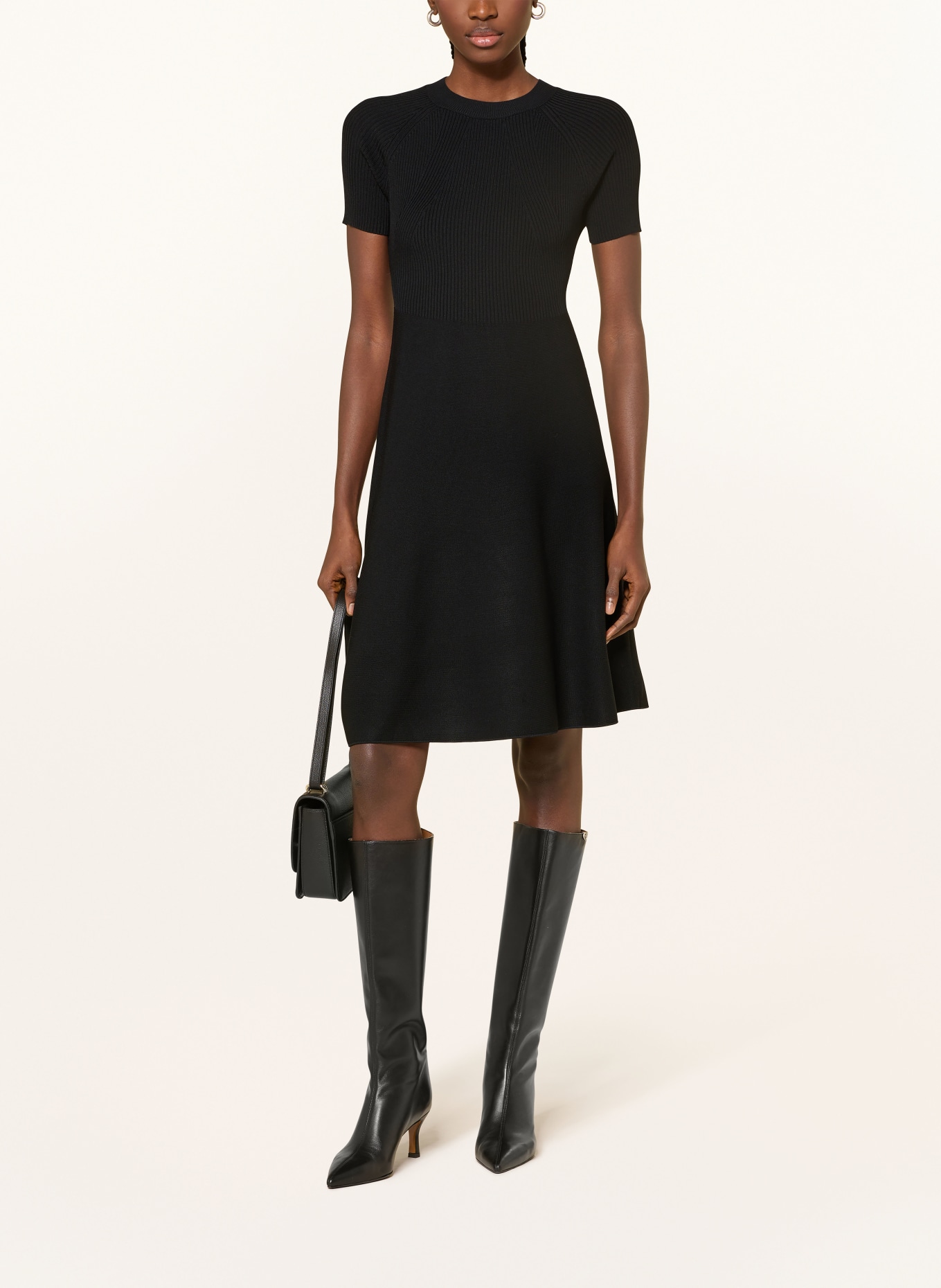 ARMANI EXCHANGE Strickkleid: SCHWARZ