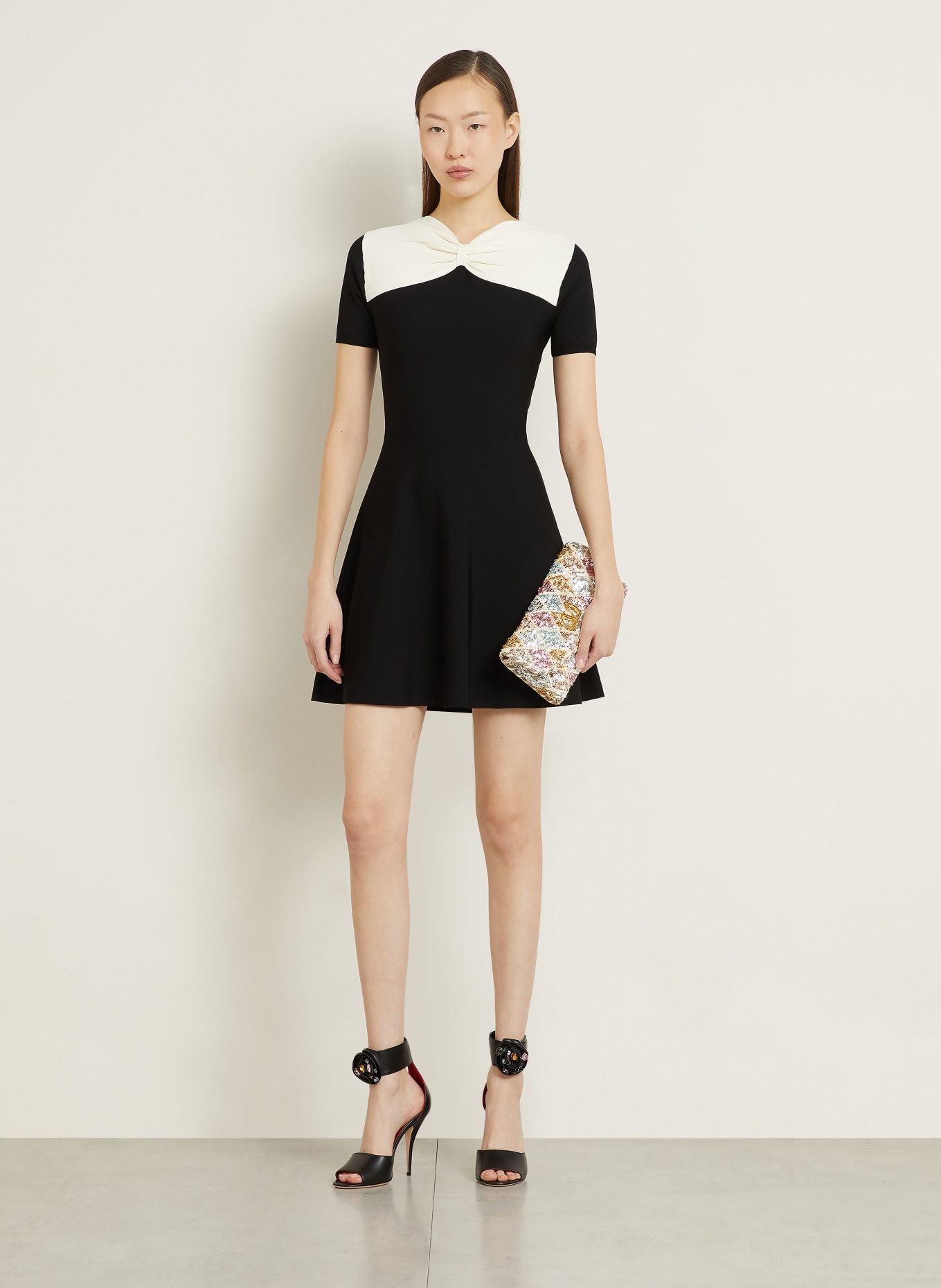 VALENTINO GARAVANI Clutch VAIN SOFT mit Pailletten: ROSA / GOLD / HELLBLAU