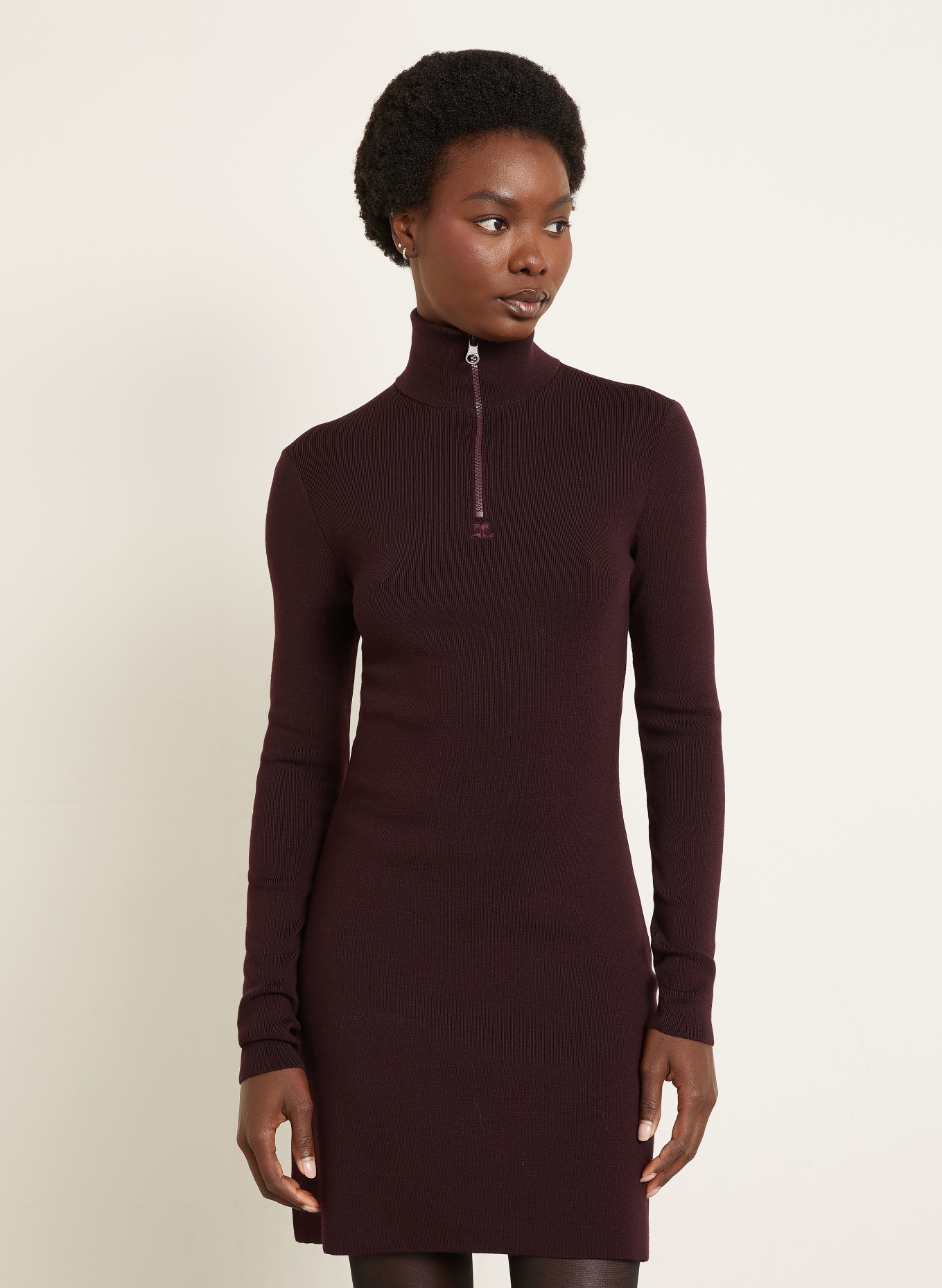 Courrèges Strickkleid aus Merinowolle: DUNKELROT