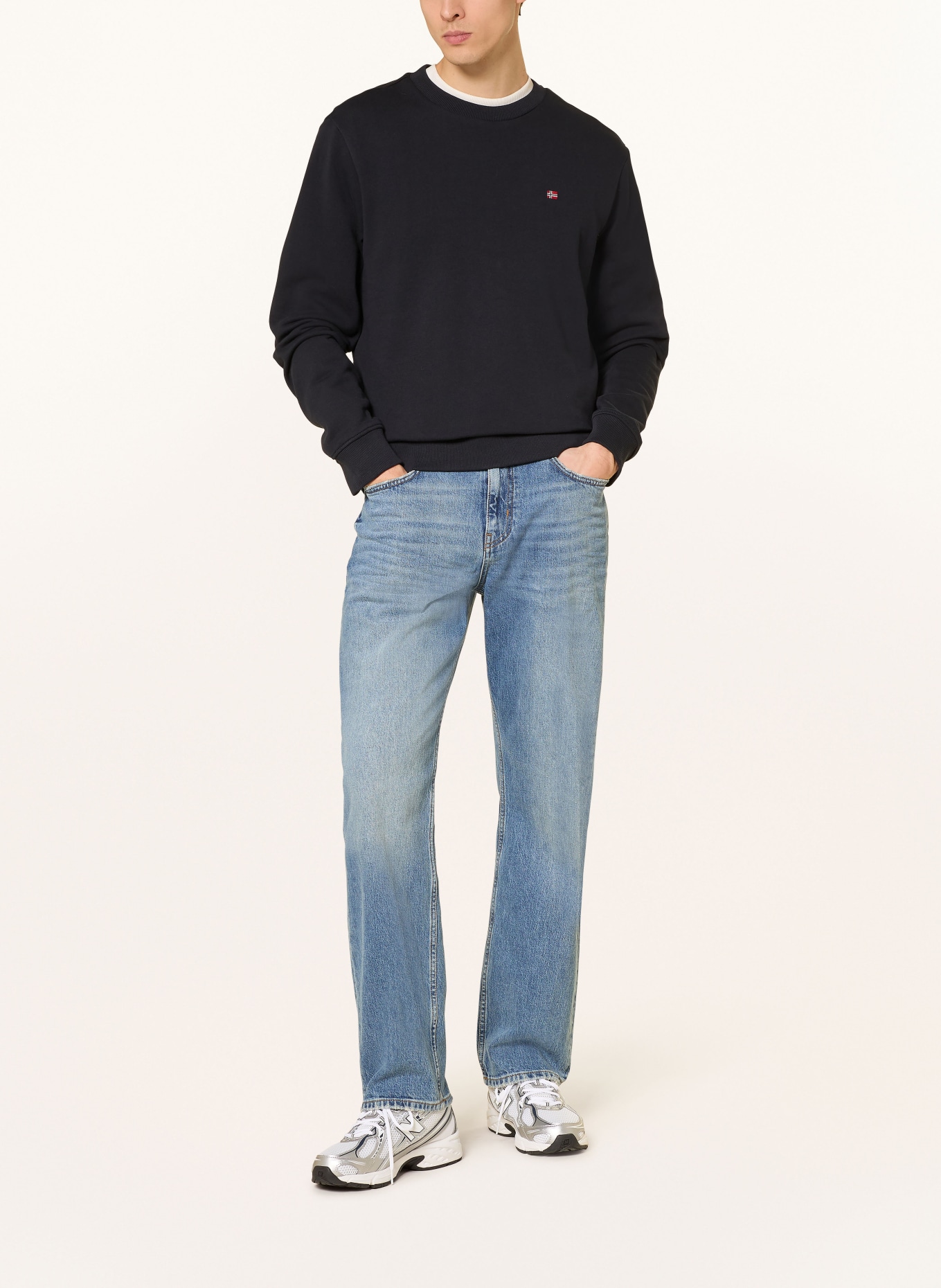 NAPAPIJRI Sweatshirt BALIS: SCHWARZ