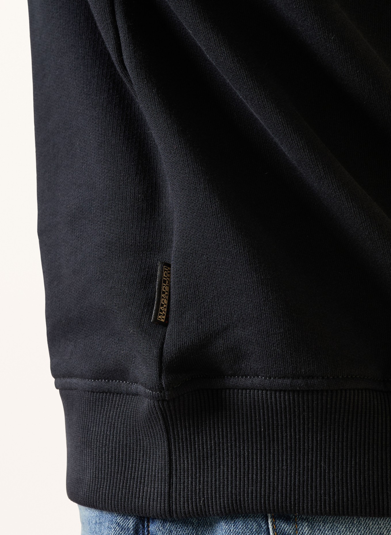 NAPAPIJRI Sweatshirt BALIS: SCHWARZ