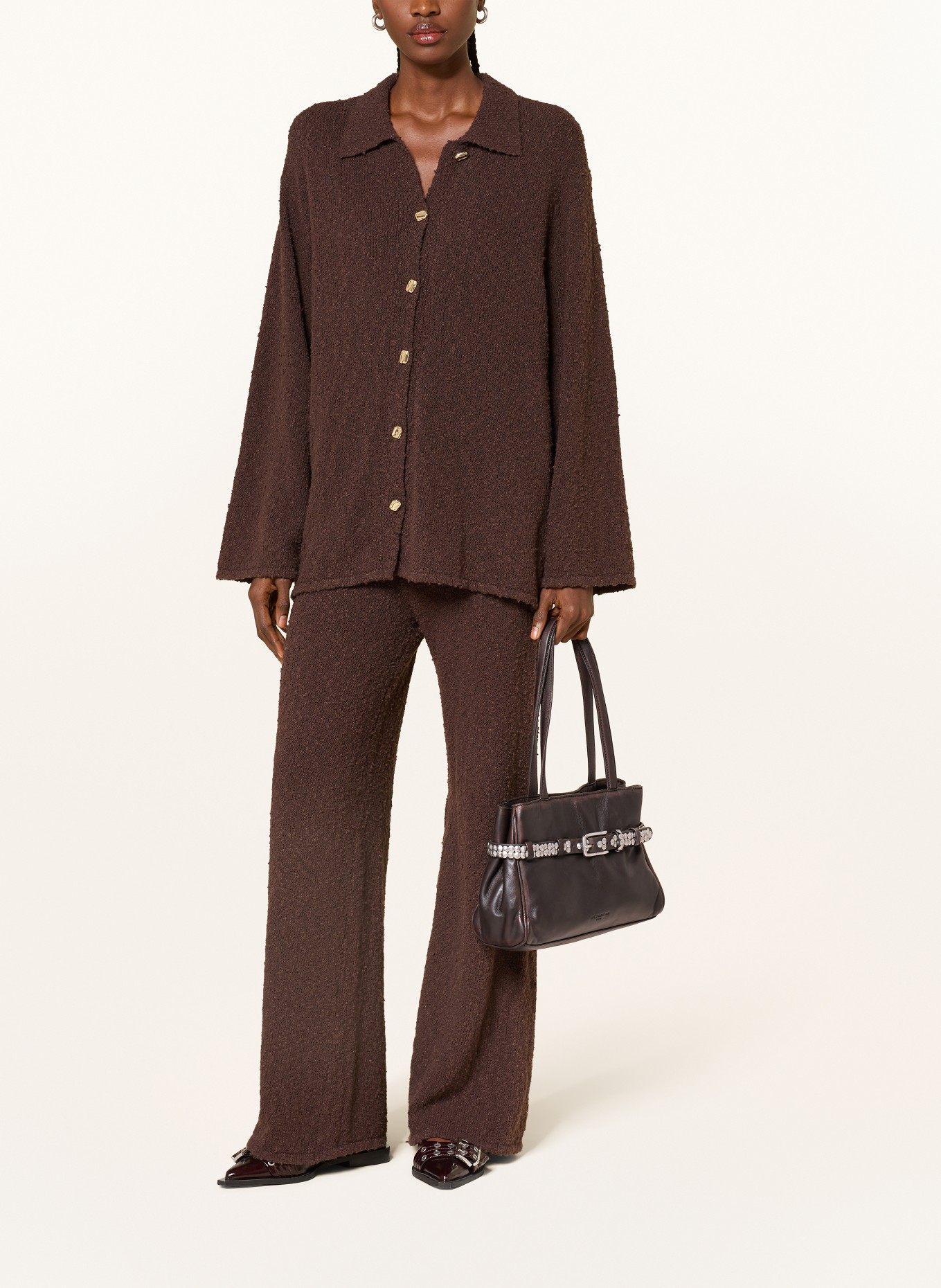 LIEBESKIND Handtasche NORI mit Nieten: DUNKELBRAUN