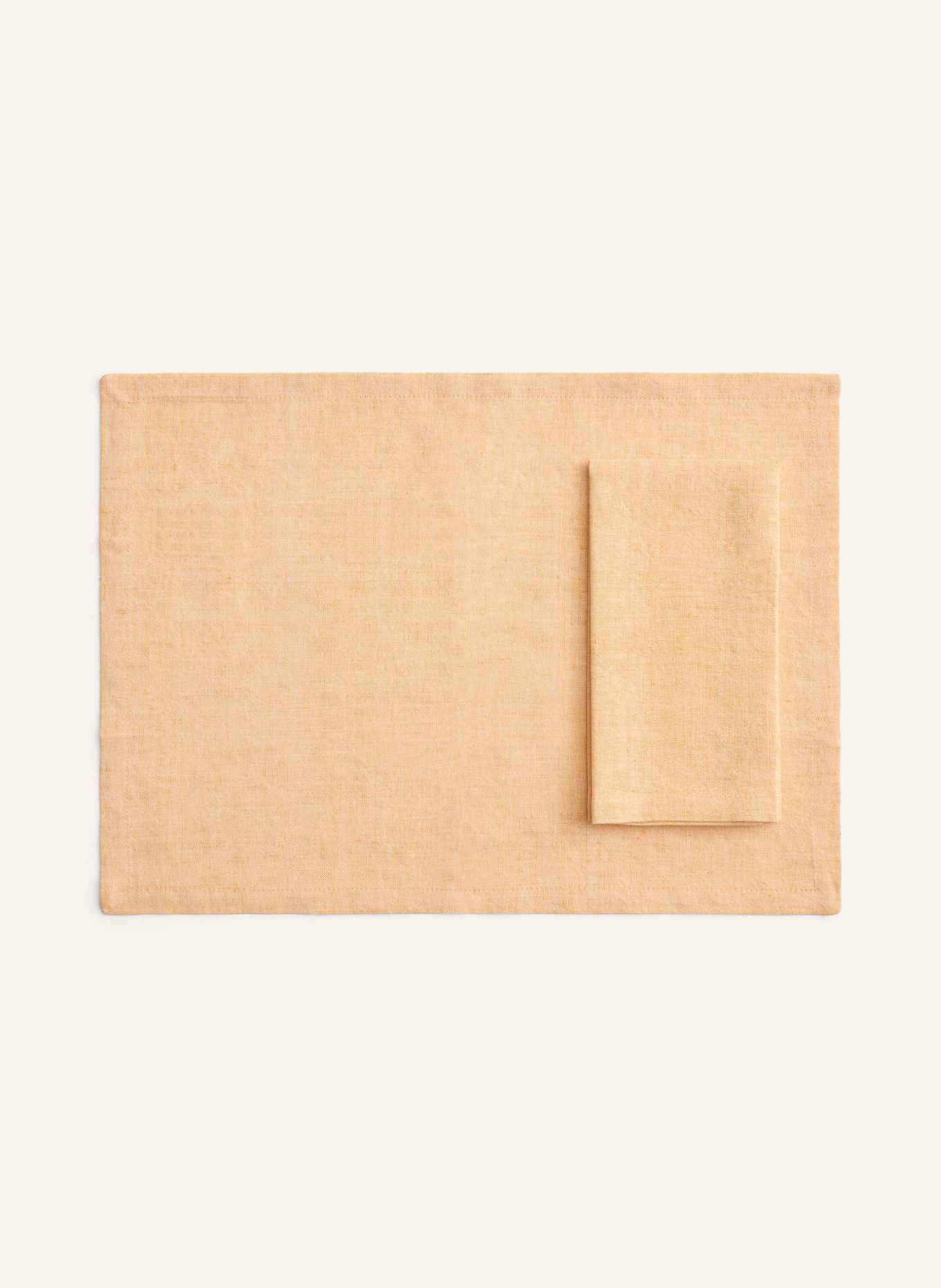 HAY Zestaw 4 obrusów TAVOLO: JASNOPOMARAŃCZOWY