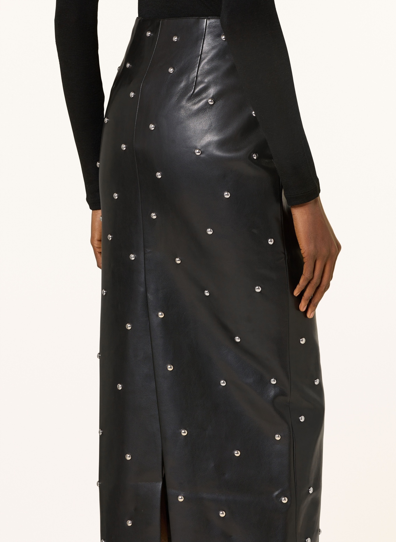 ROTATE Rock in Lederoptik mit Nieten: SCHWARZ