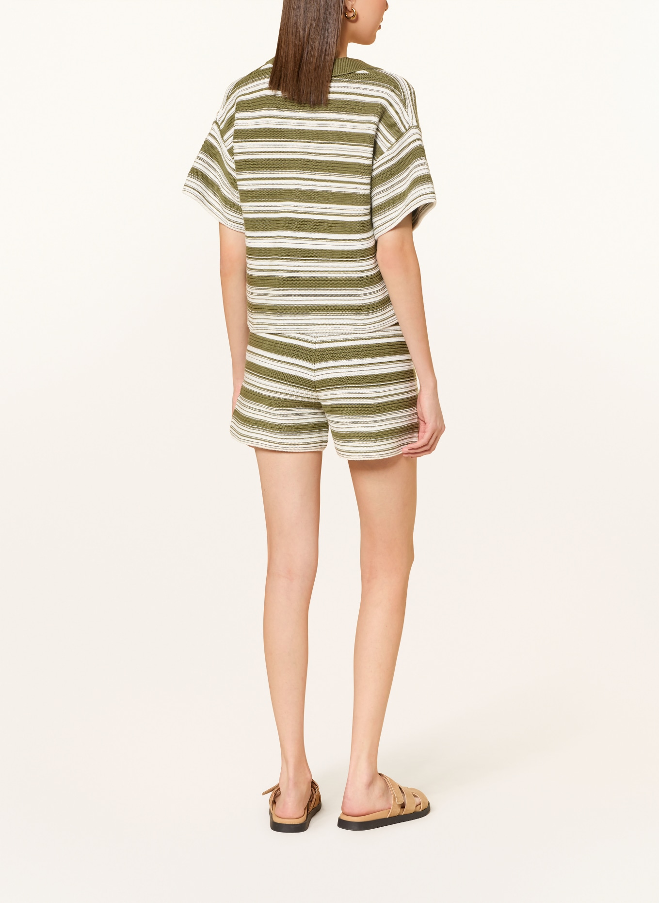 MRS & HUGS Strickshorts: WEISS / HELLGRÜN