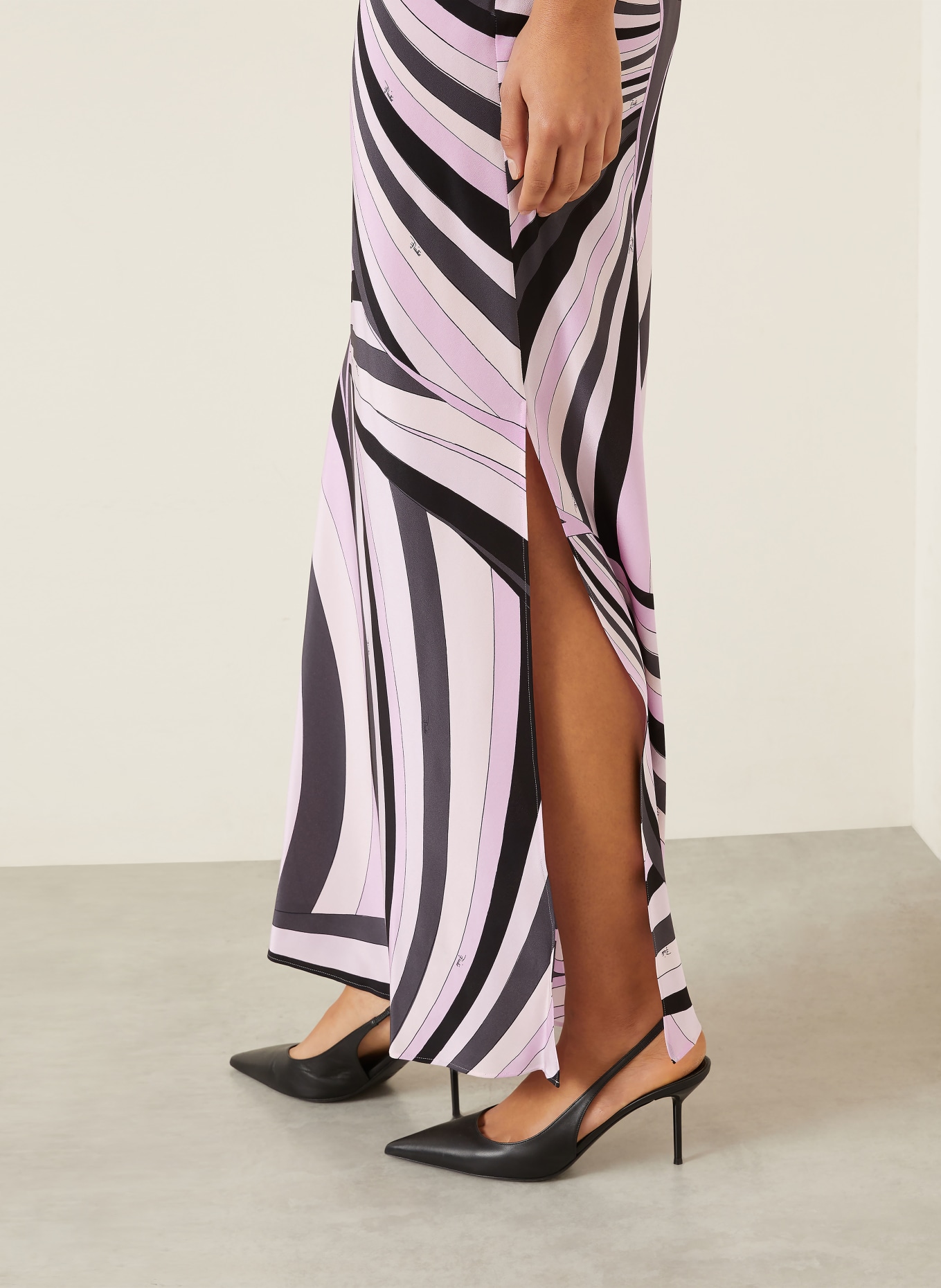 PUCCI Seidenkleid: HELLLILA / DUNKELGRAU / SCHWARZ