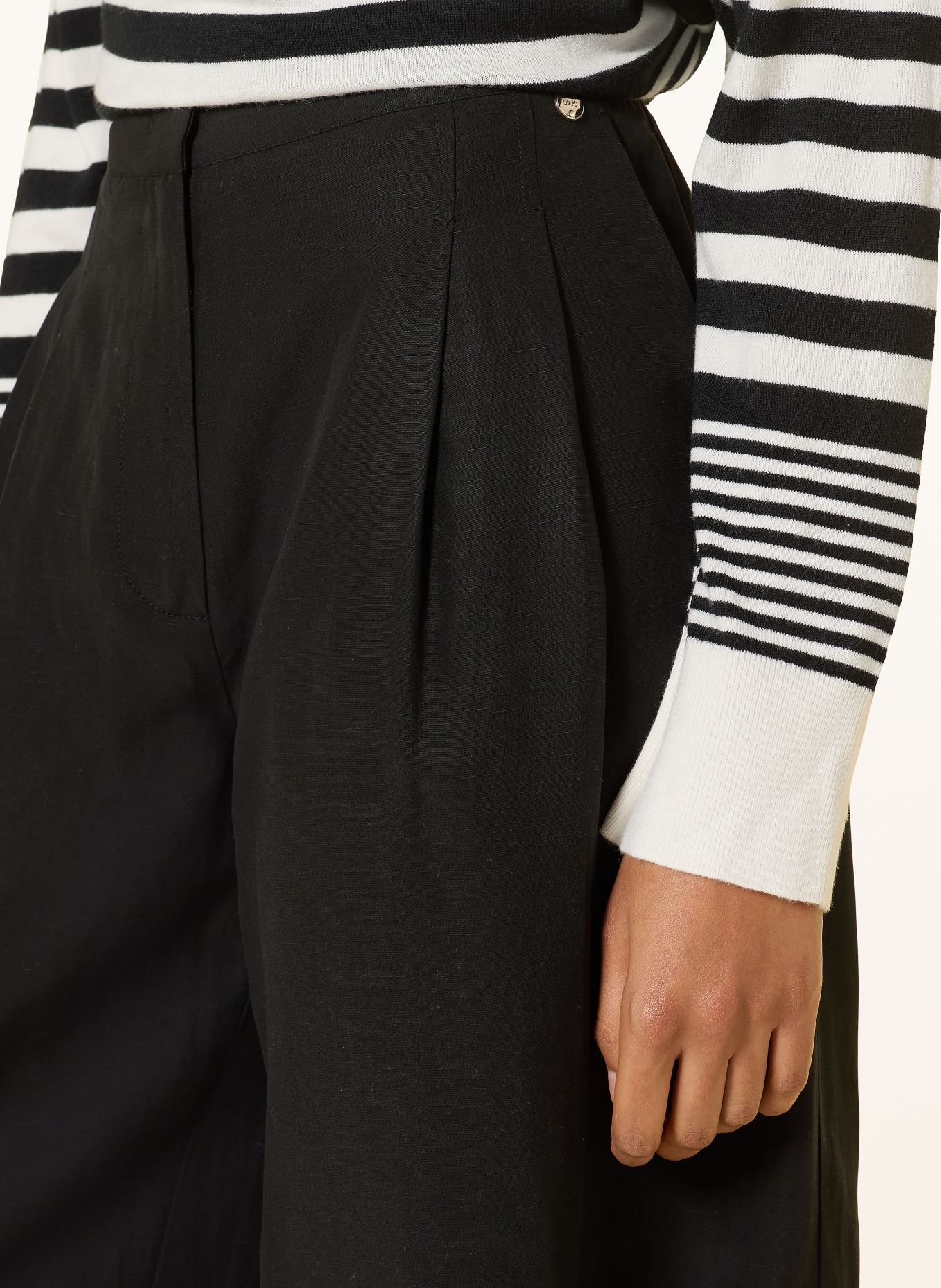 LIU JO Bermuda shorts: BLACK