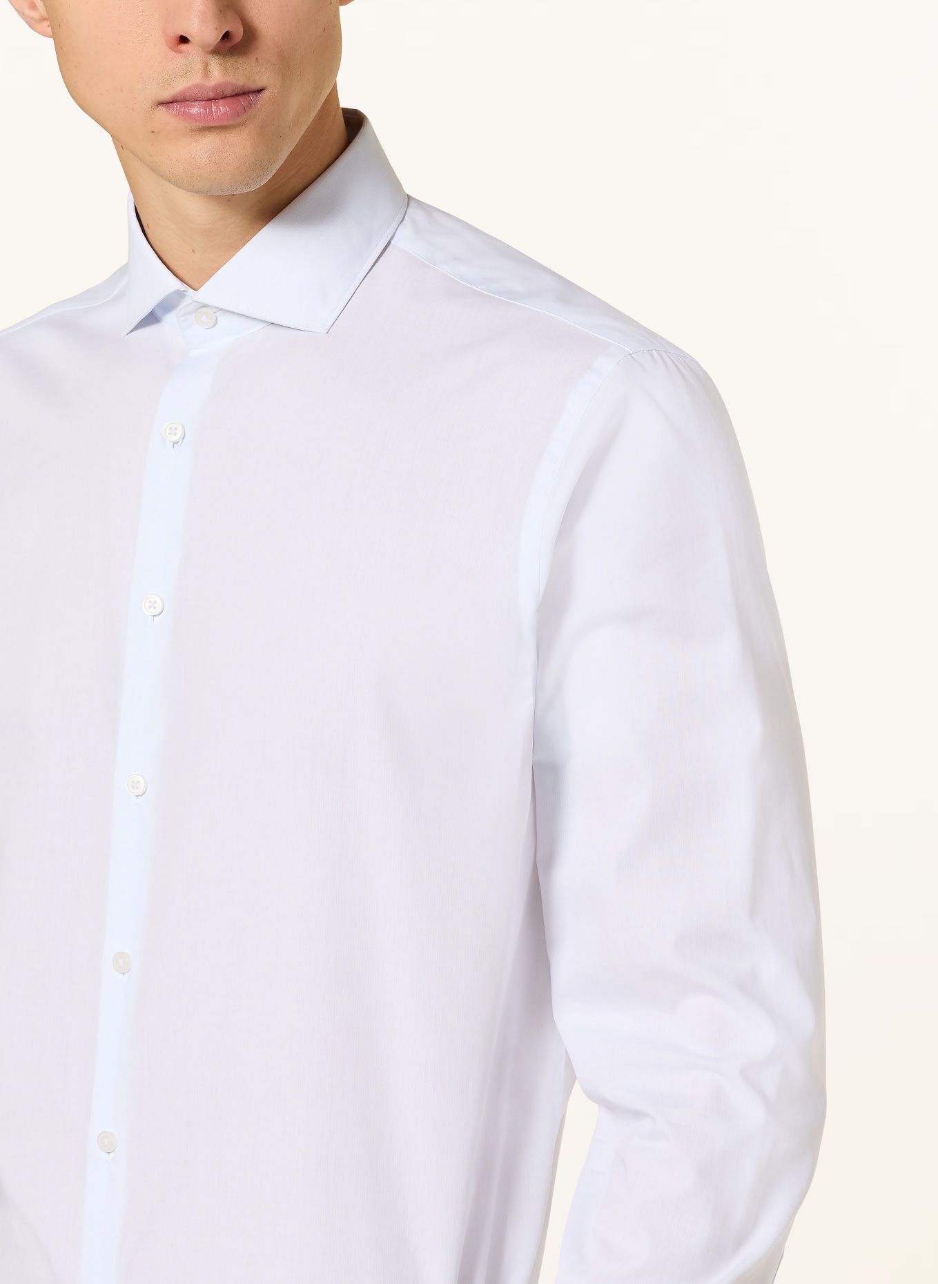 PAUL Košile Shaped Fit: BÍLÁ / TMAVĚ MODRÁ