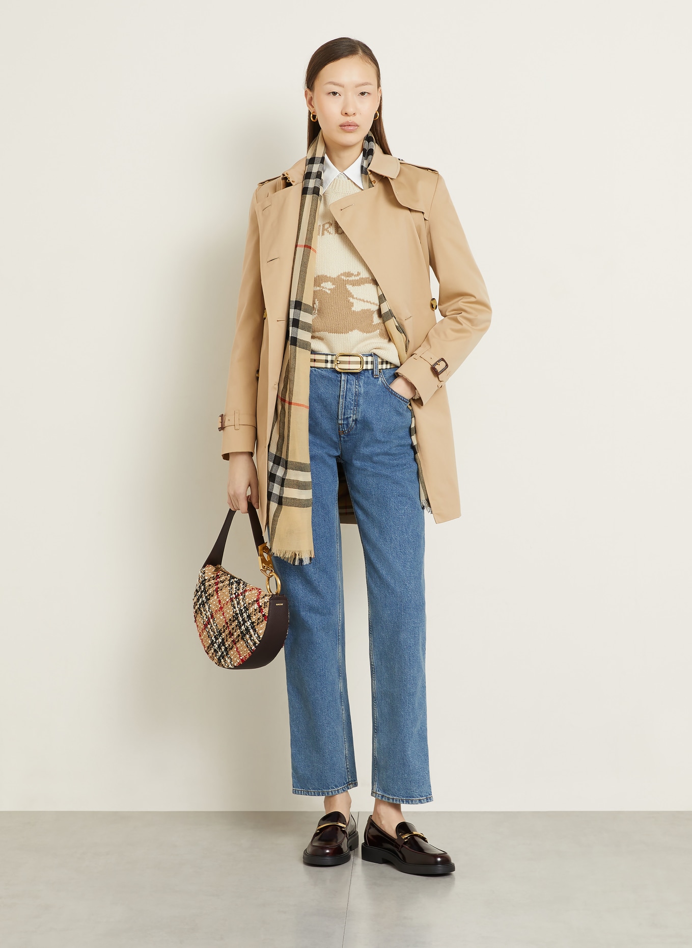 BURBERRY trenchcoat: BÉŽOVÁ