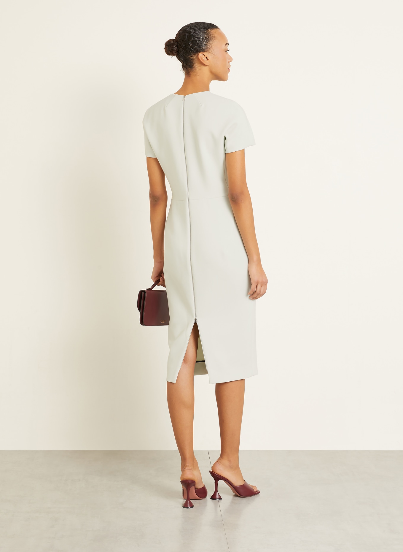 VICTORIA BECKHAM Etuikleid: ECRU / SILBER