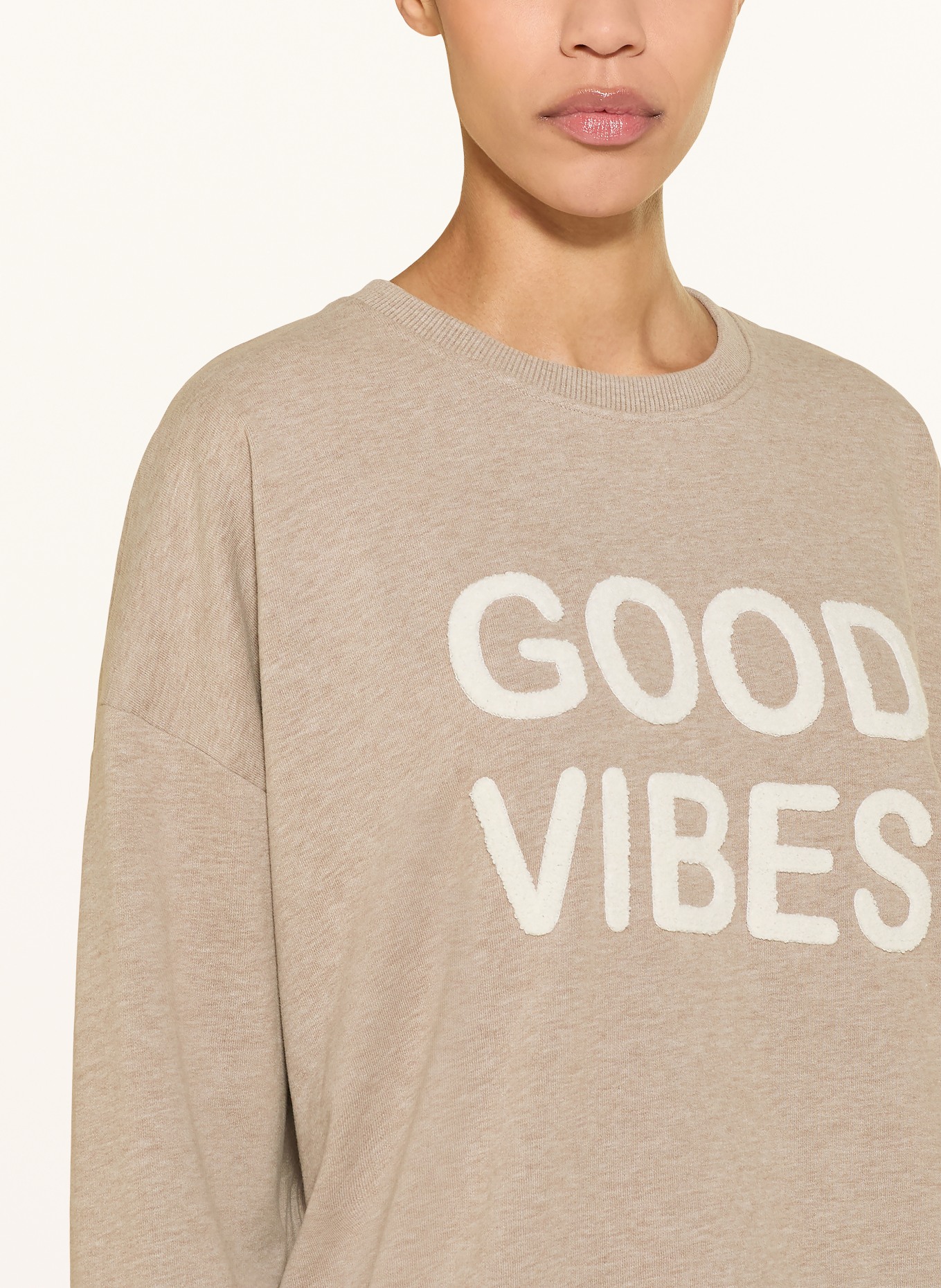 Juvia Sweatshirt AIMÉE: BEIGE / ECRU