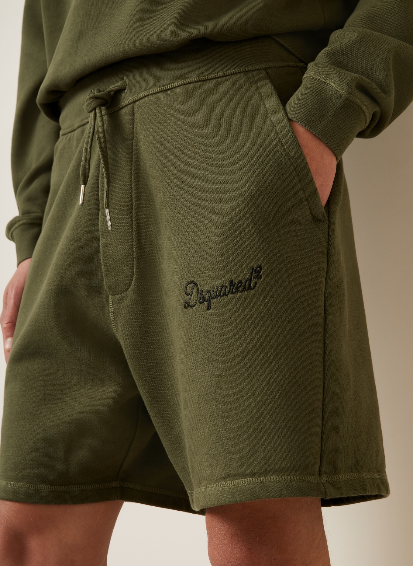 DSQUARED2 sweat shorts: OLIVE