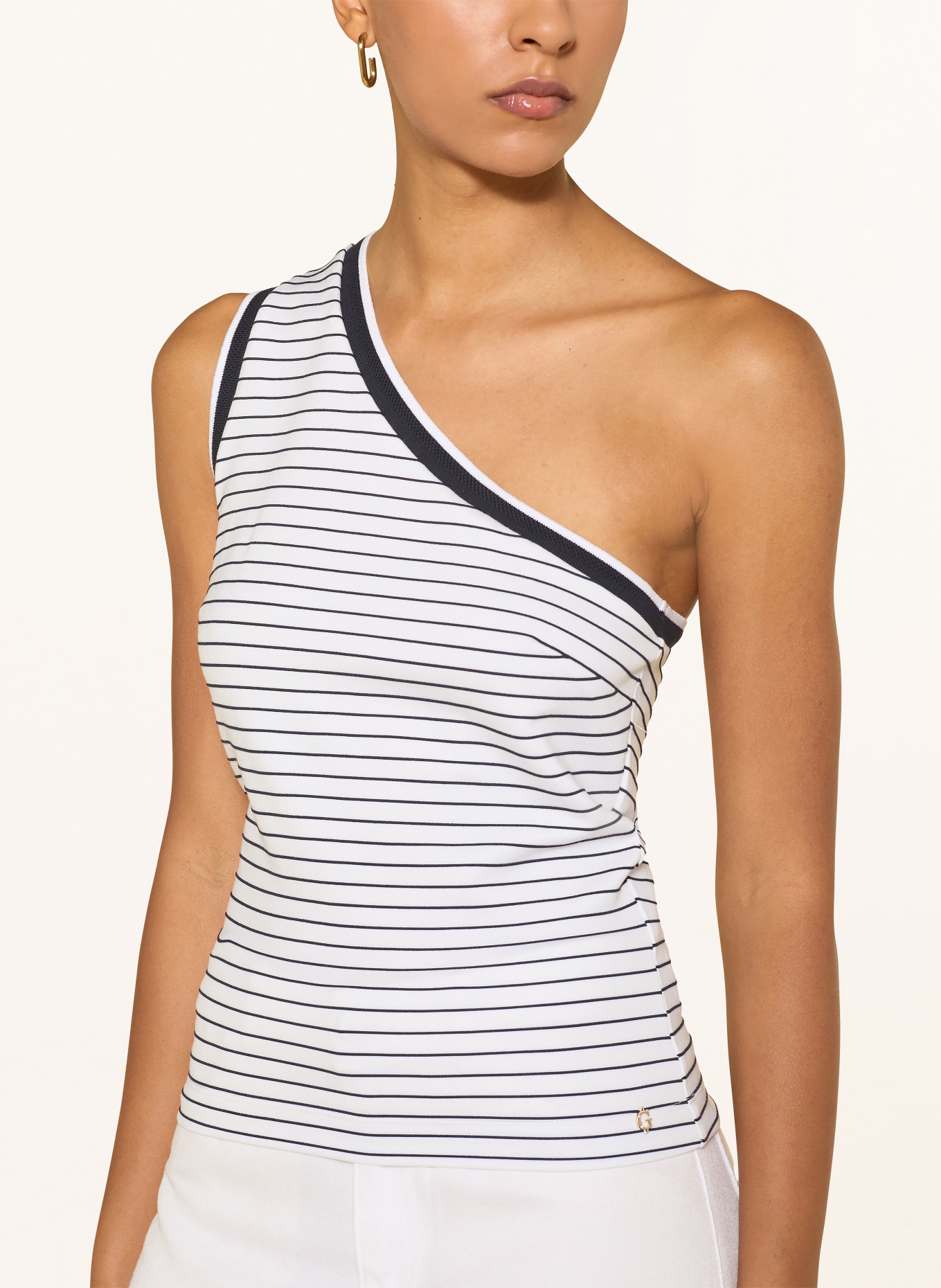 GUESS One-Shoulder-Top ALPHONSINE: WEISS / DUNKELBLAU