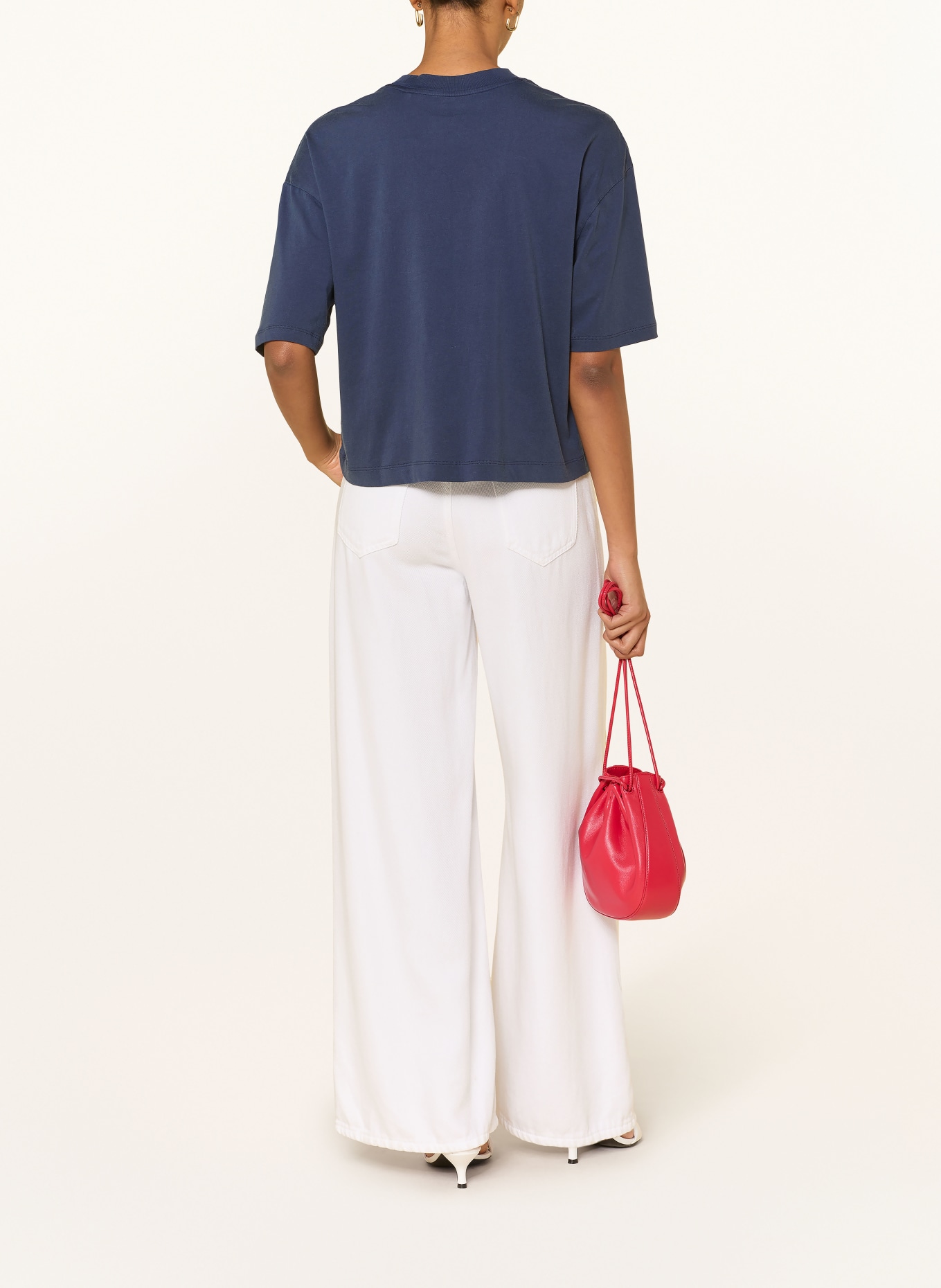 GUESS Tričko COASTAL COWGIRL s ozdobnými kamínky: MODRÁ