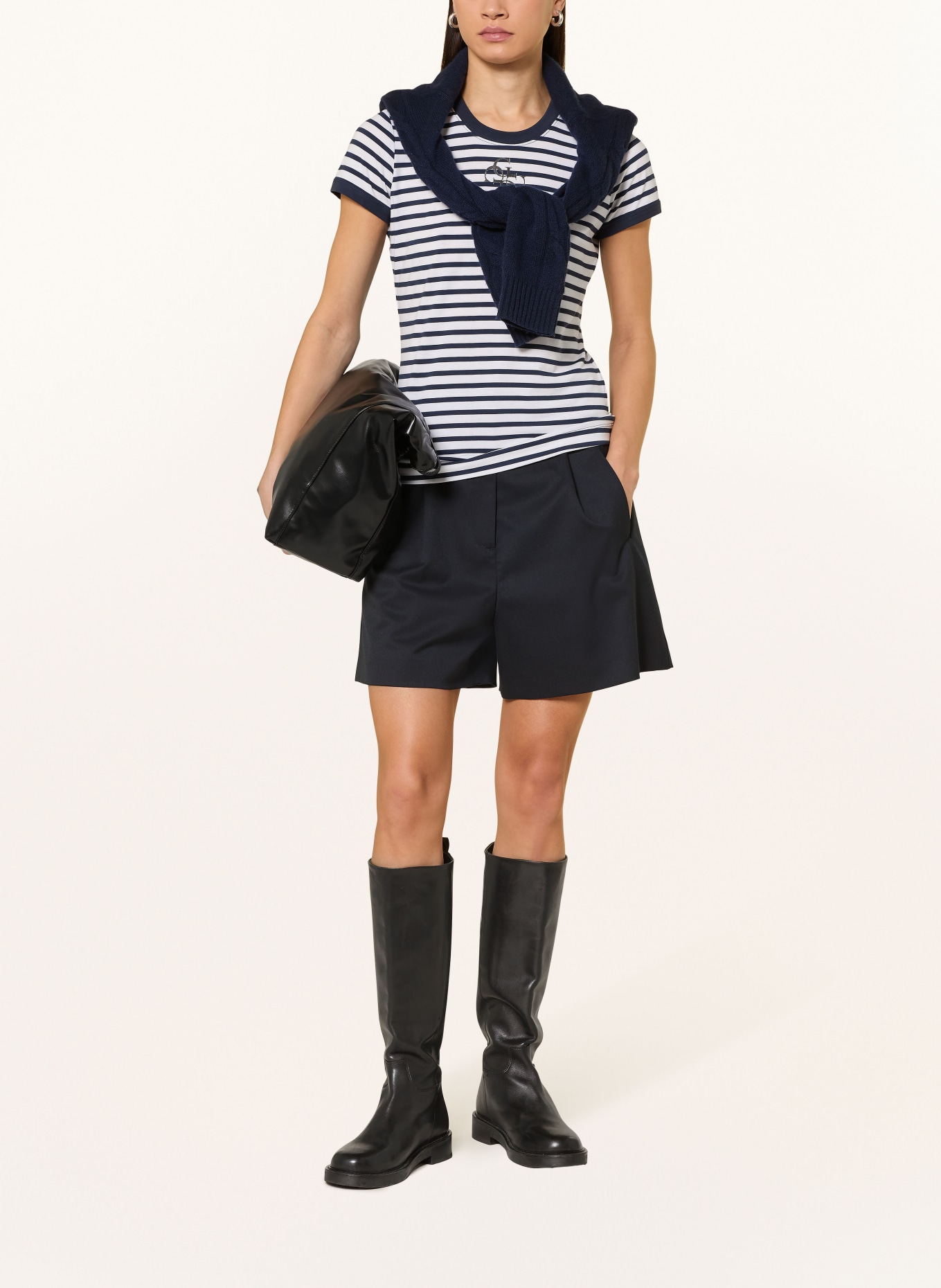 GUESS T-Shirt: WEISS / DUNKELBLAU