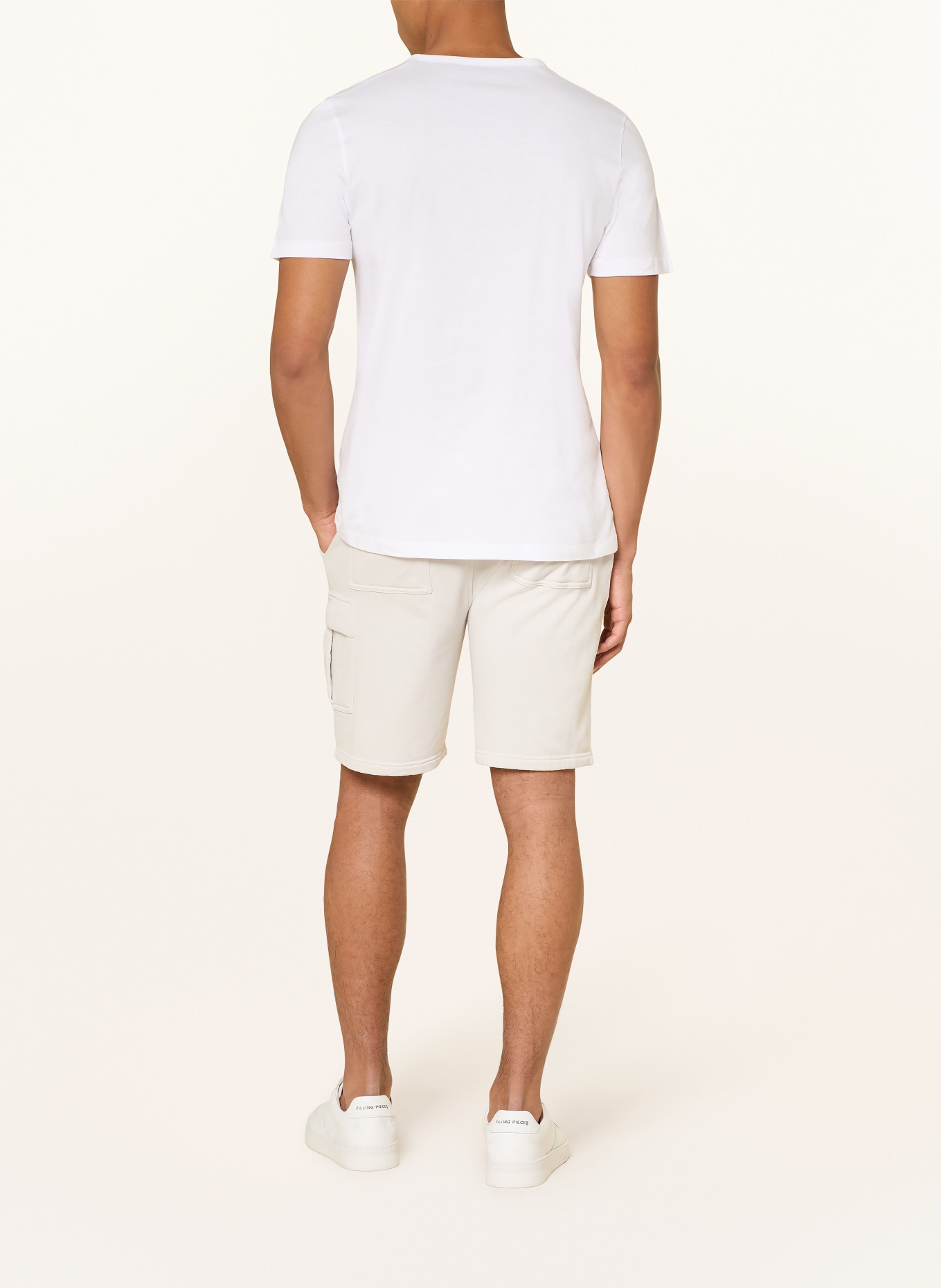 Juvia T-shirt PAT: WHITE