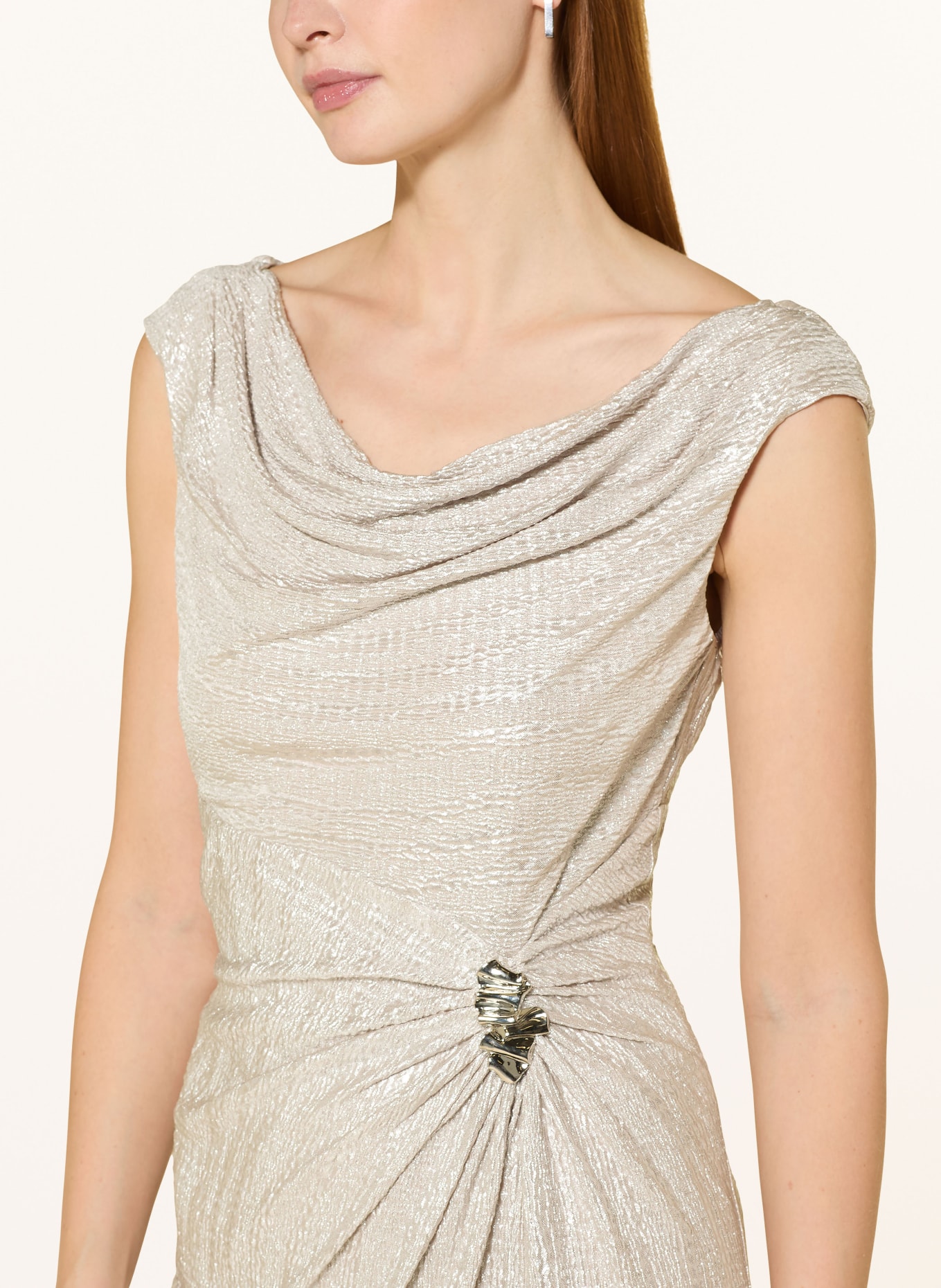 Vera Mont Abendkleid mit Glitzergarn: BEIGE