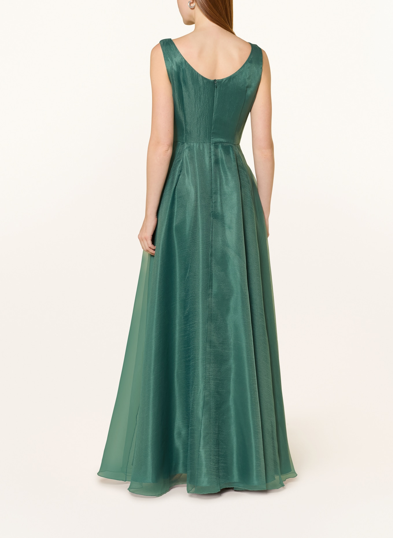 Vera Mont Abendkleid: GRÜN