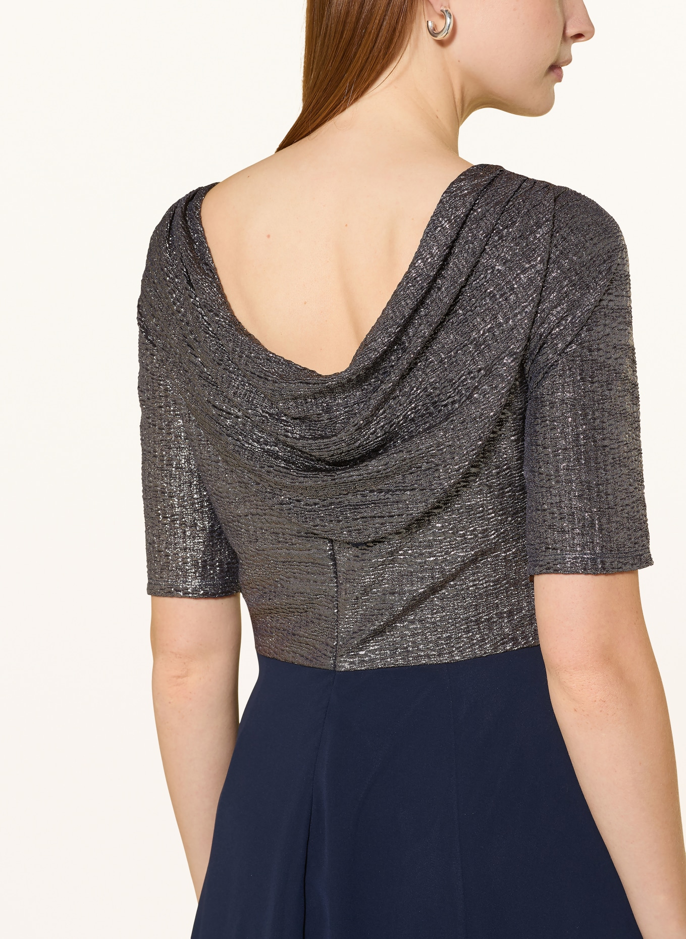 Vera Mont Cocktailkleid: DUNKELBLAU / PLATIN