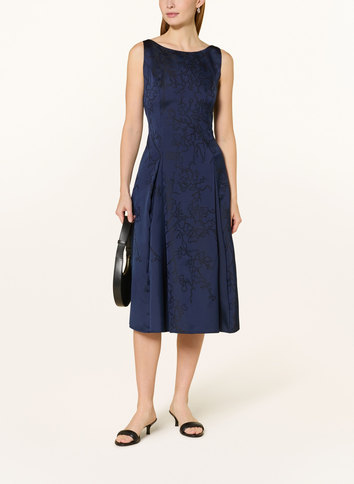 Vera Mont Robe de cocktail en jacquard: BLEU FONCÉ