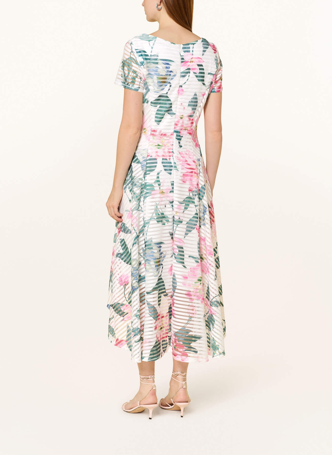 Vera Mont Cocktailkleid: ECRU / PINK / DUNKELGRÜN